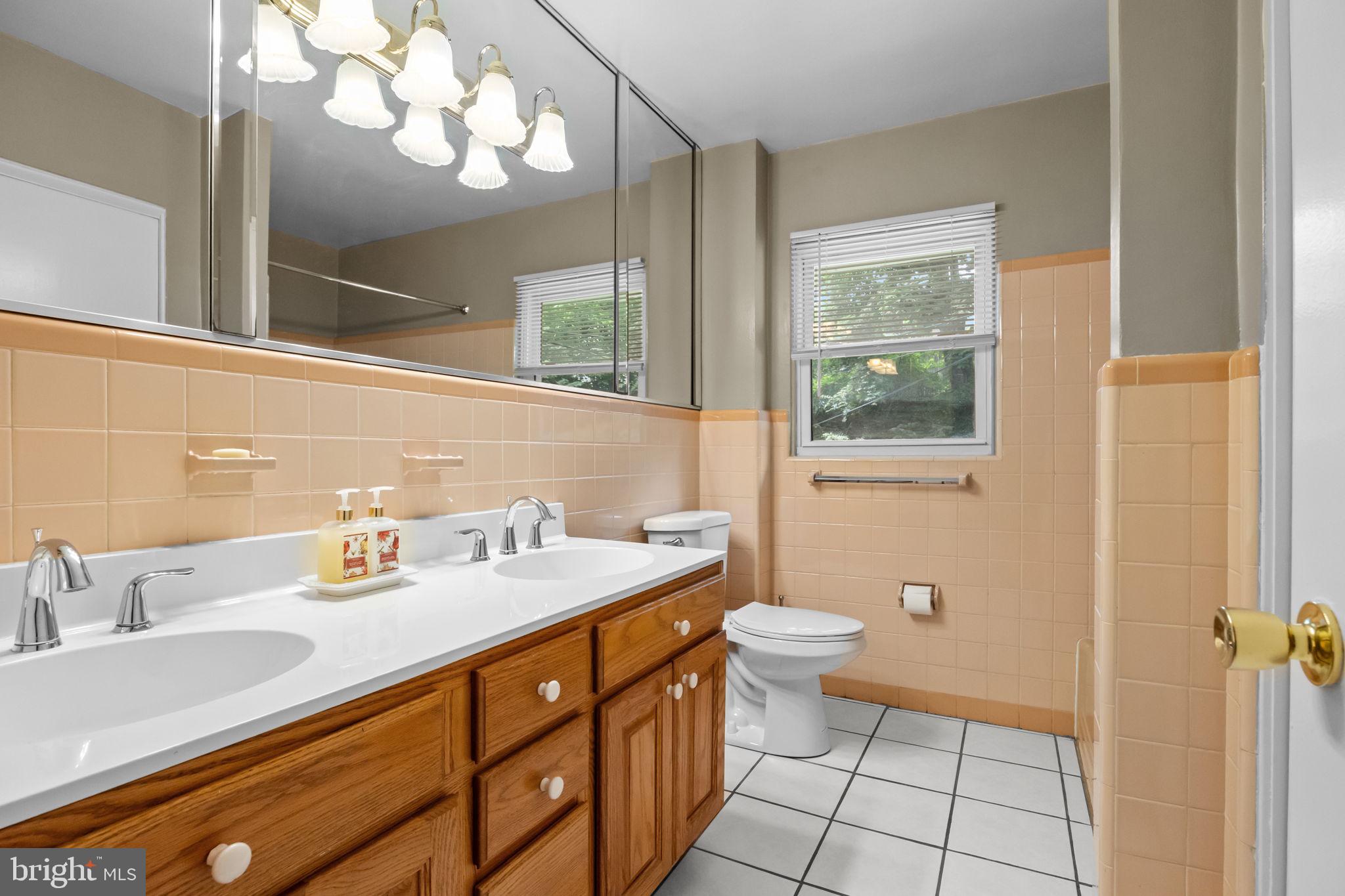 ELKINS PARK - Residential