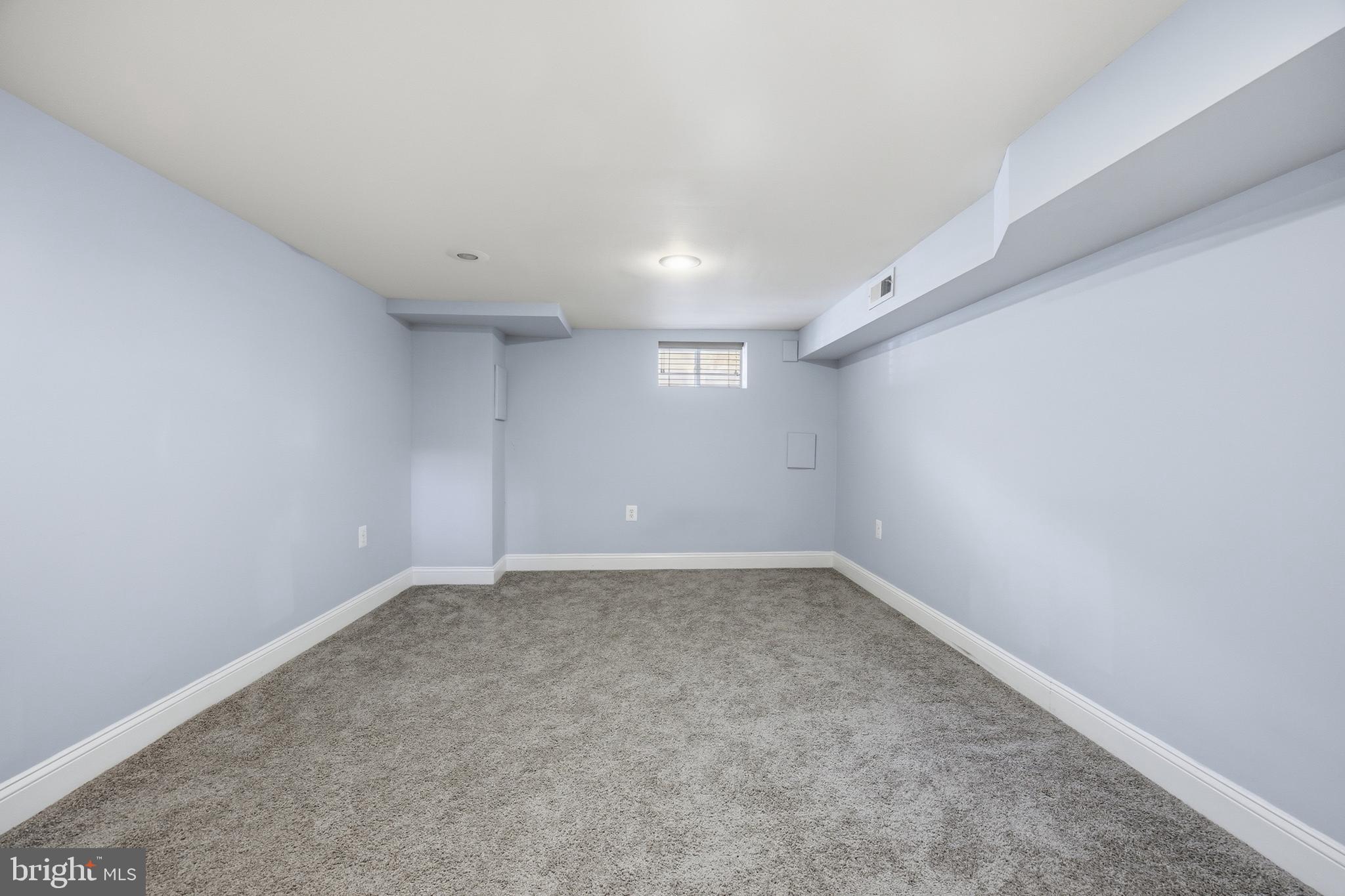 HIGHLANDTOWN - Residential