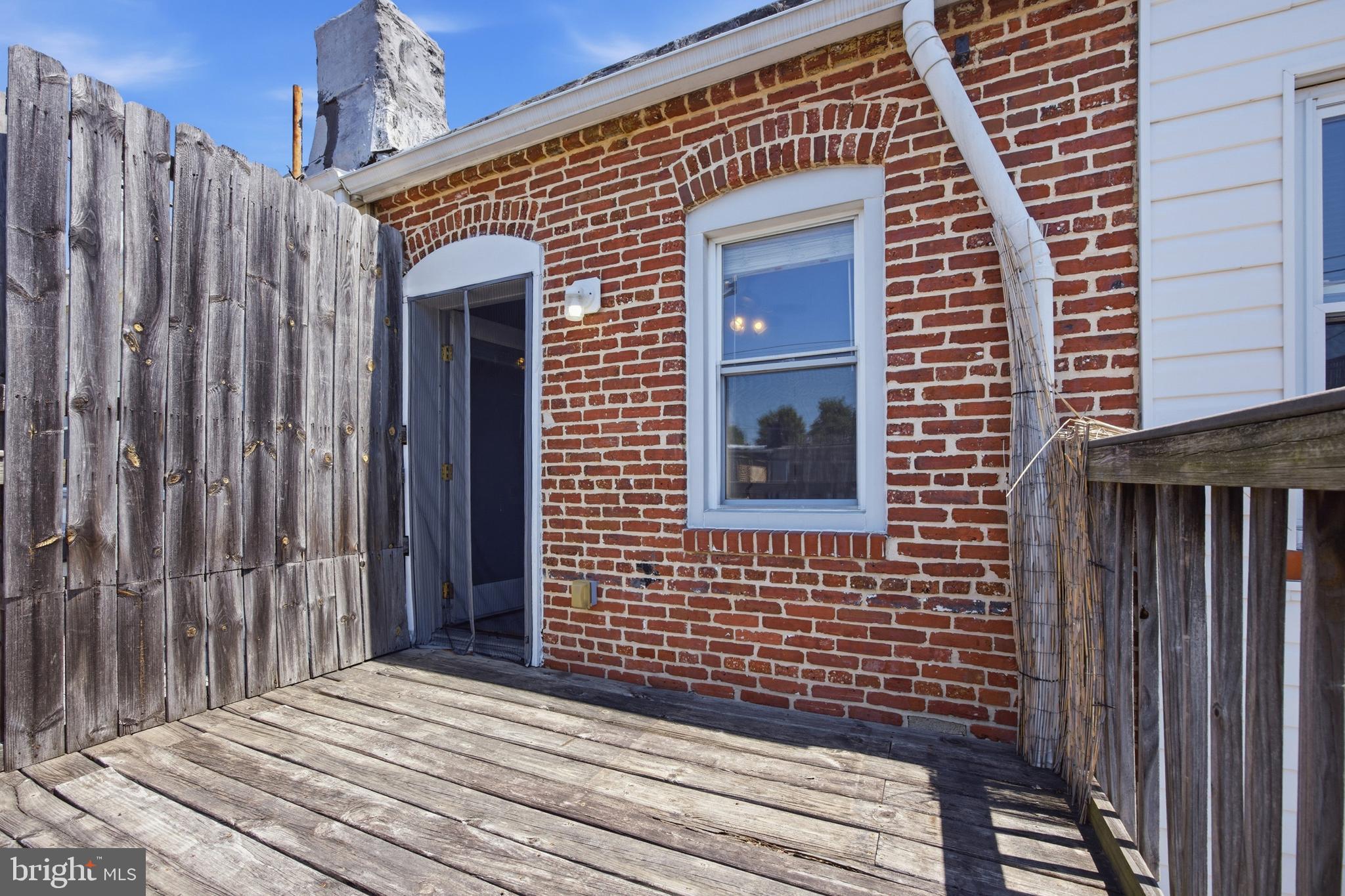 HIGHLANDTOWN - Residential