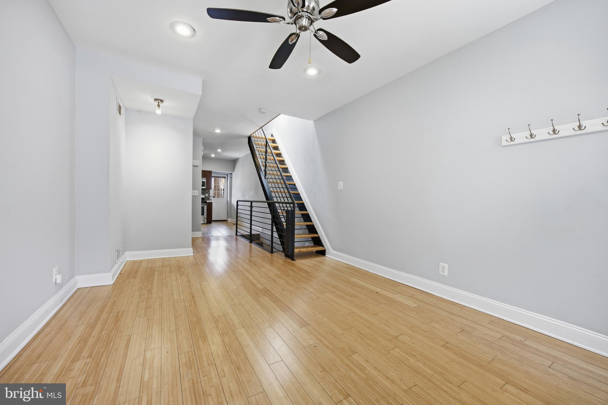 HIGHLANDTOWN - Residential