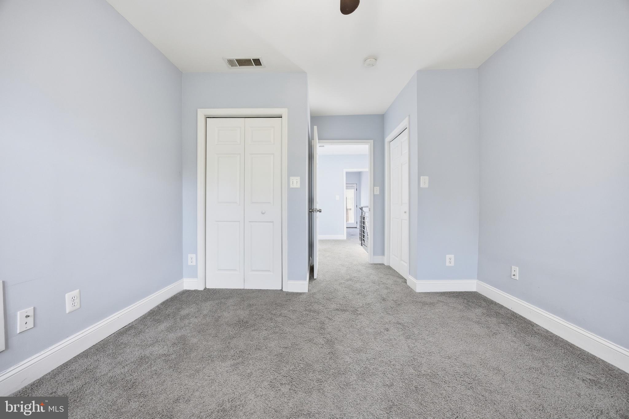 HIGHLANDTOWN - Residential