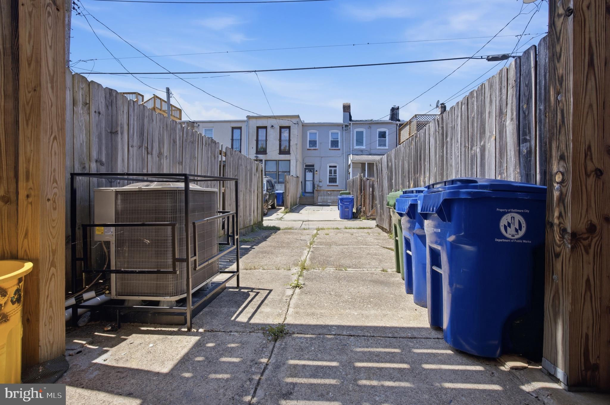 HIGHLANDTOWN - Residential