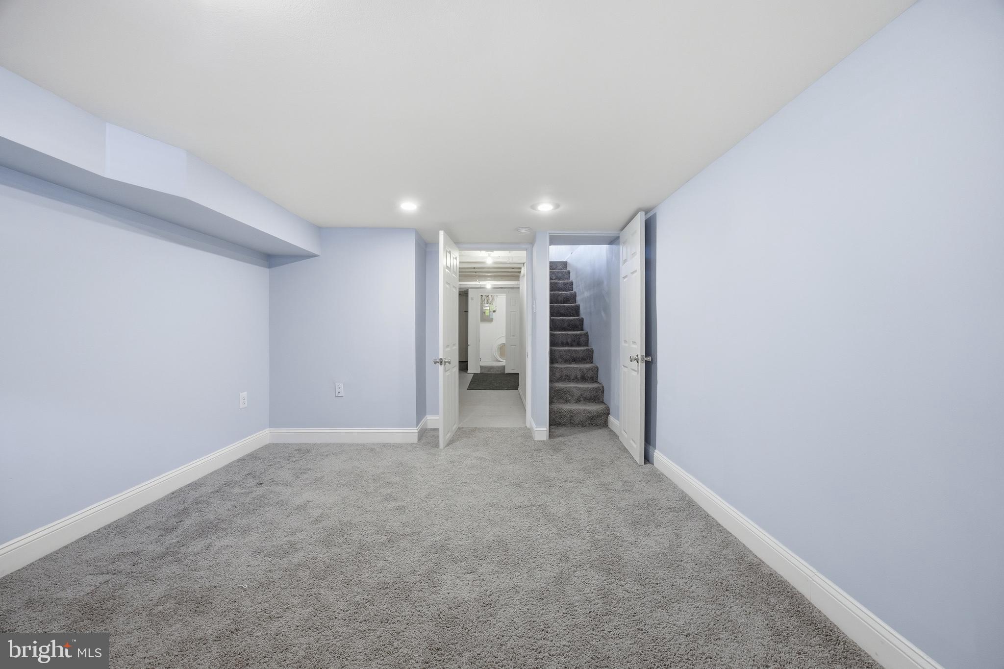 HIGHLANDTOWN - Residential