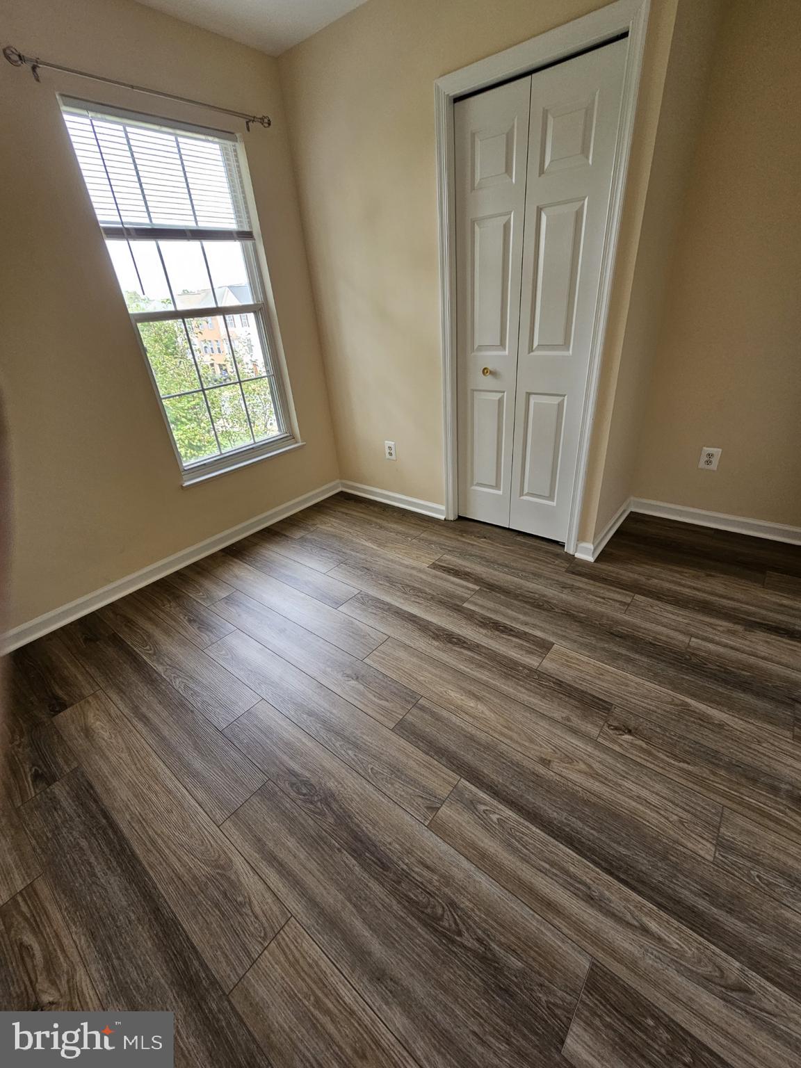 CENTRE RIDGE - Residential Lease