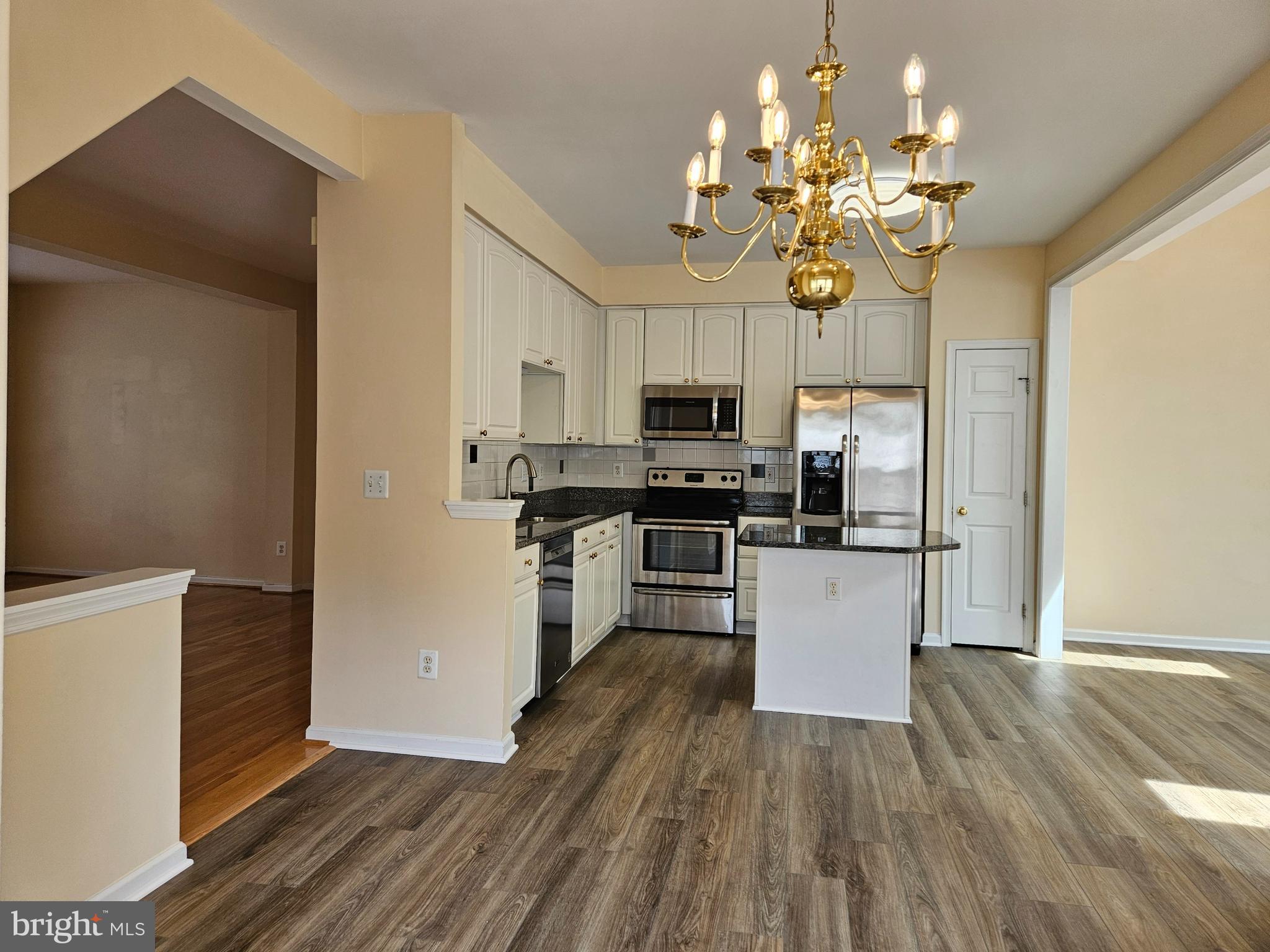 CENTRE RIDGE - Residential Lease