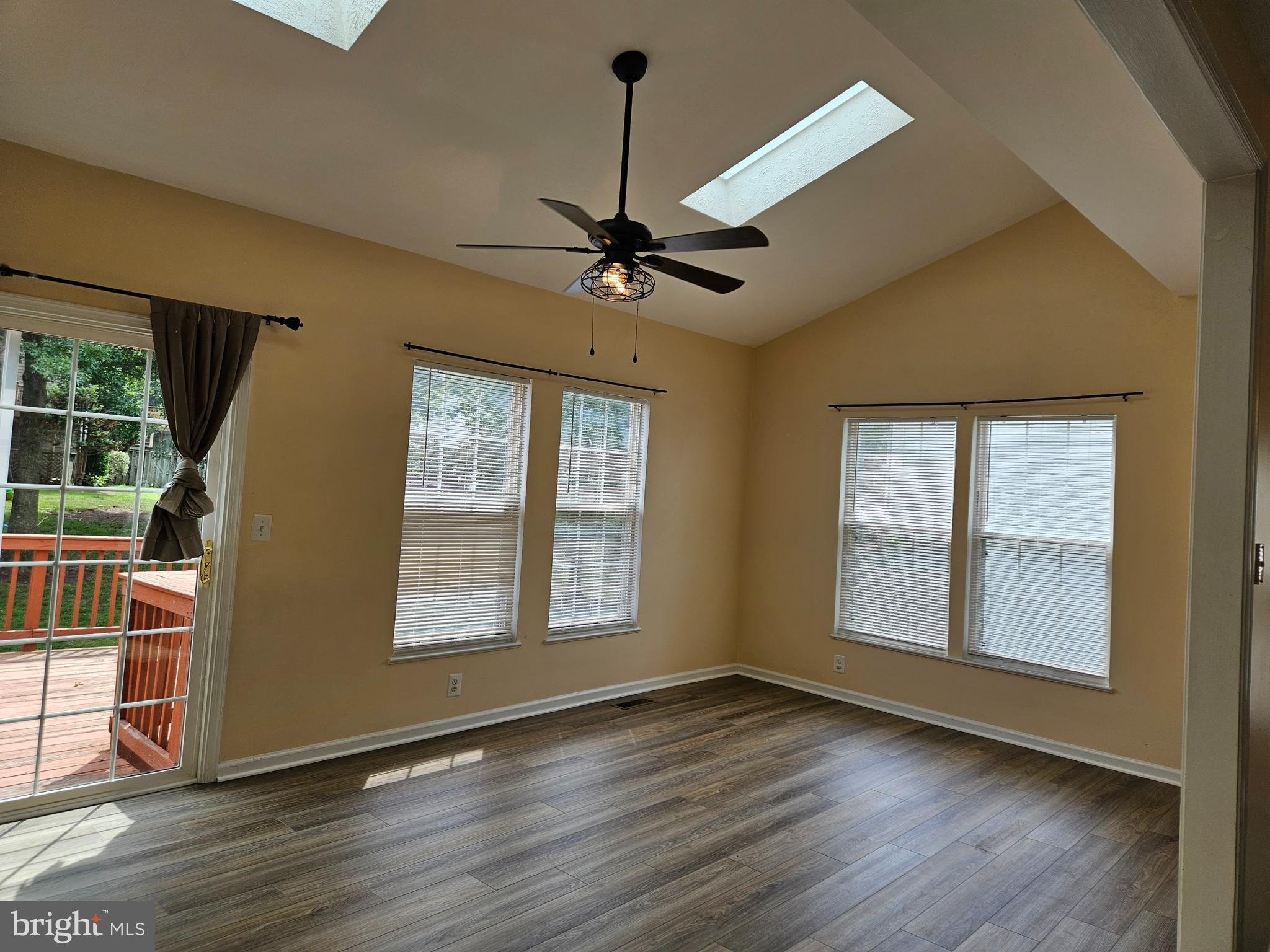 CENTRE RIDGE - Residential Lease