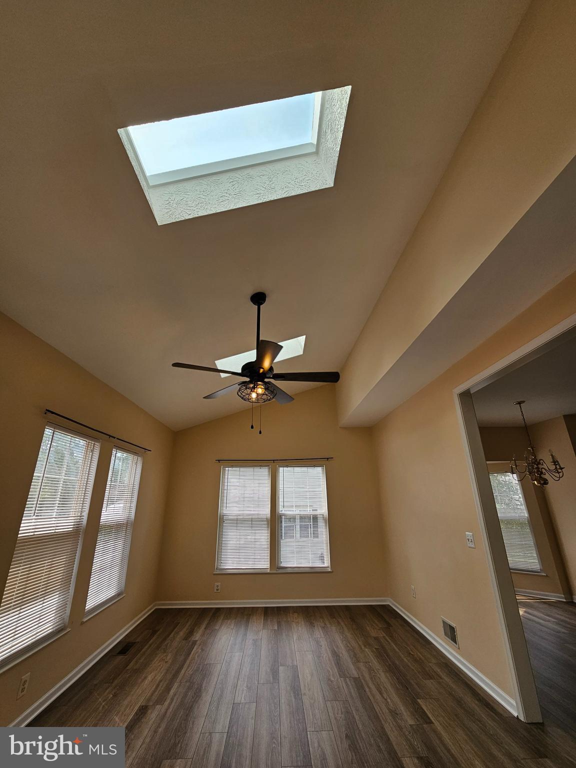 CENTRE RIDGE - Residential Lease