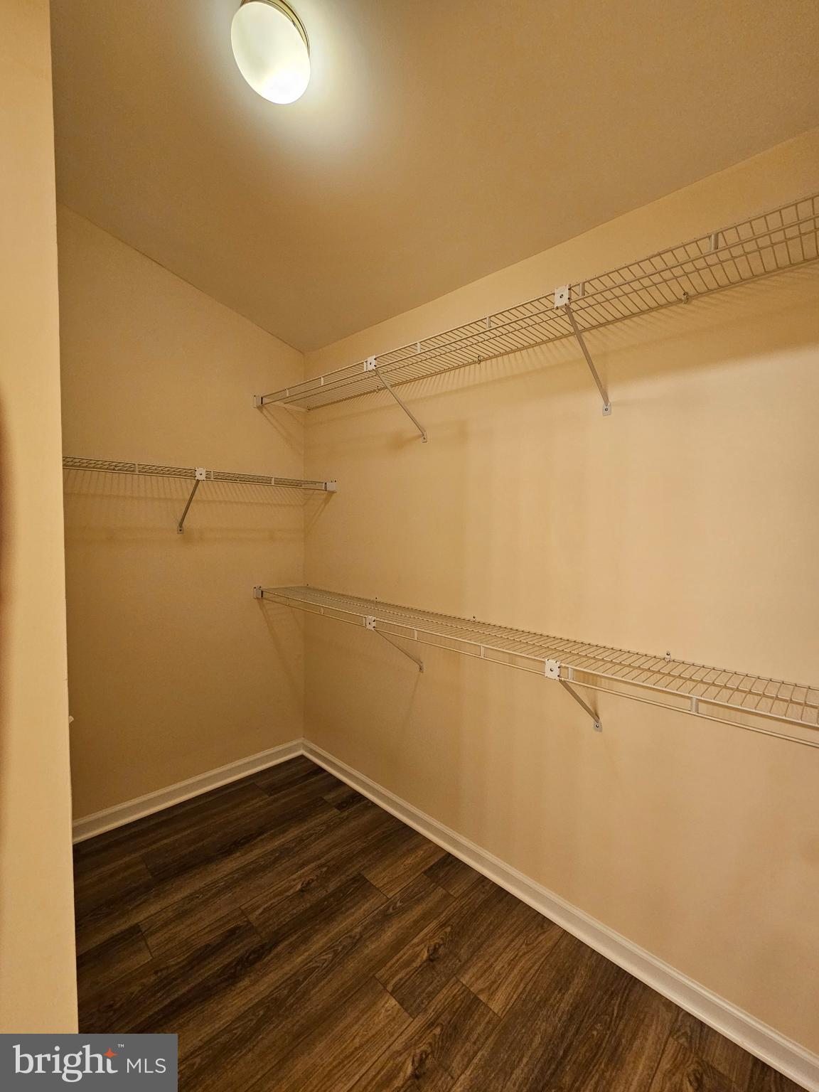 CENTRE RIDGE - Residential Lease