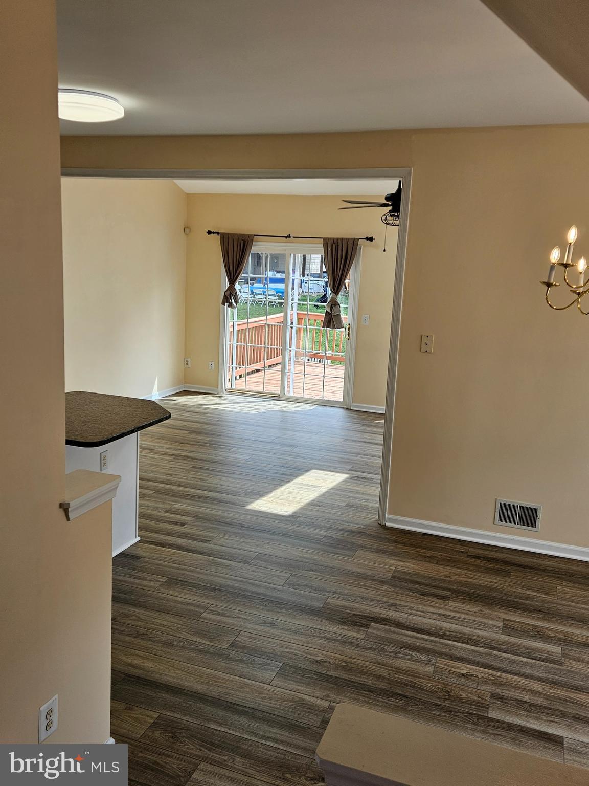 CENTRE RIDGE - Residential Lease