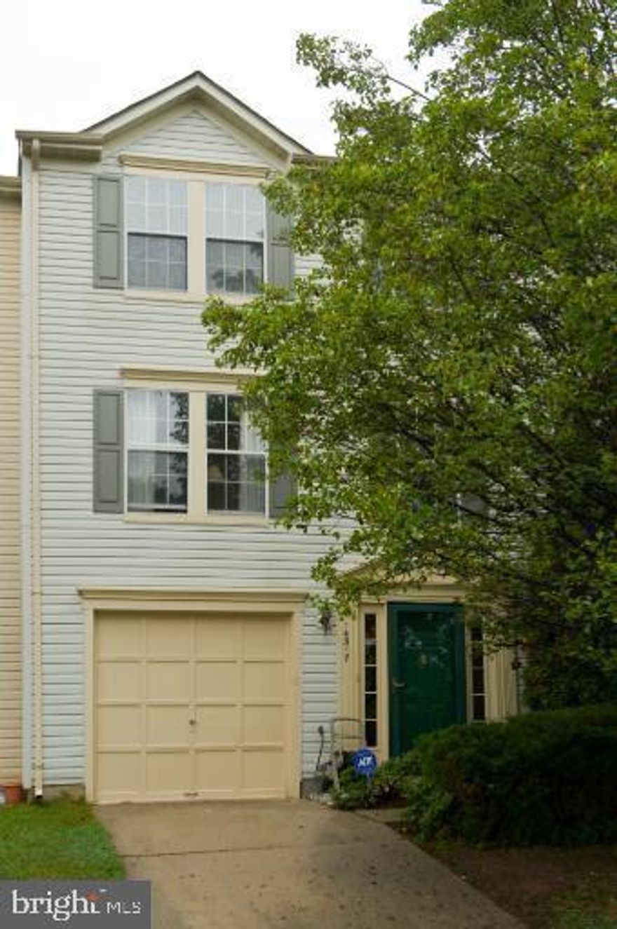 Must See Beautiful bright end unit with Skylights in FR! 2 Level Bump outs, leaves in plenty of sunlight! Open floor plan with  updated kitchen with SS appliances and granite counters. Rec room with gas fireplace and HARDWOOD FLOORS throughout all levels.  All living spaces have been freshly painted with a beautiful neutral shade to go with everyone’s decor. RR on Entry Level with One Car Garage and driveway parking. 3 BR 2.5 Baths, Deck off FR and spacious view.  Available for immediate move in. Shops, restaurants, gyms, movies, library couple of minutes away. 1 year to 3 year lease. Please take off your shoes when you enter the property.