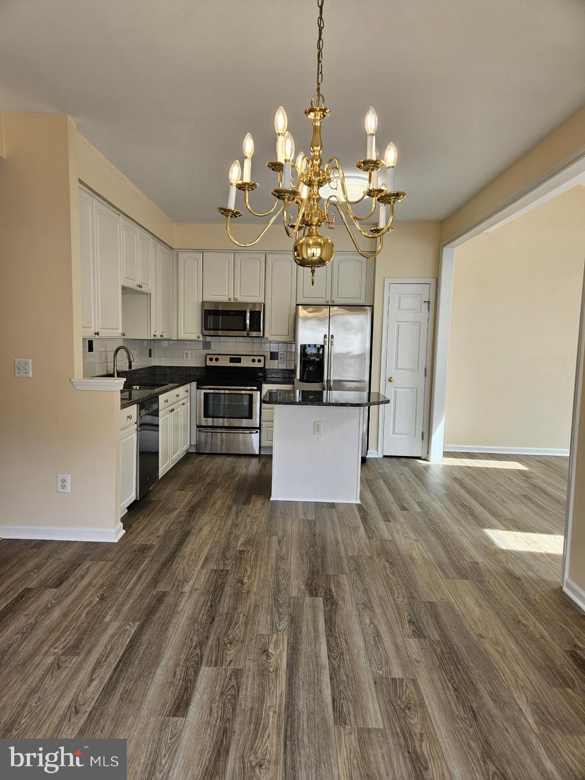 CENTRE RIDGE - Residential Lease