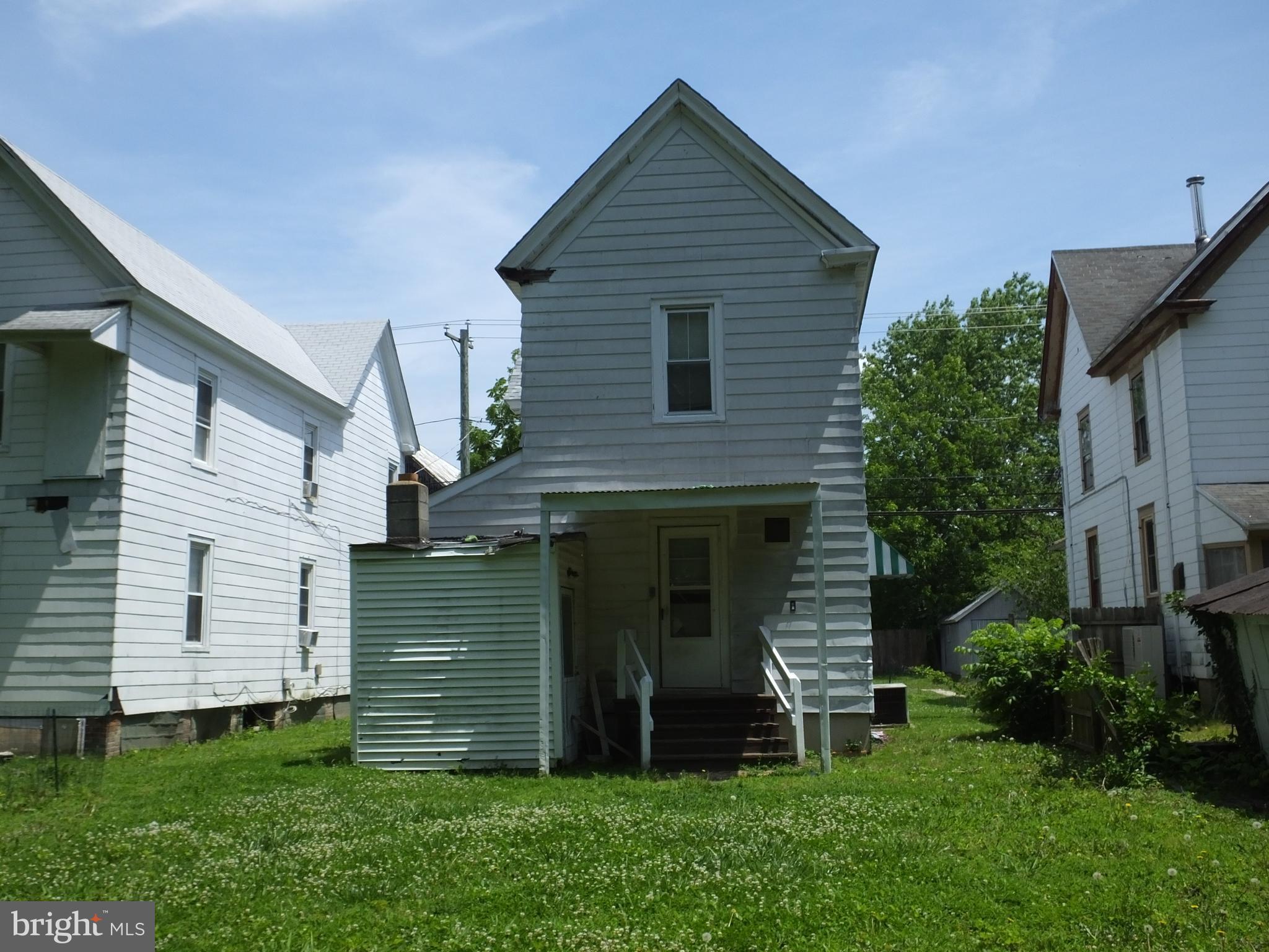 722 GLASGOW STREET