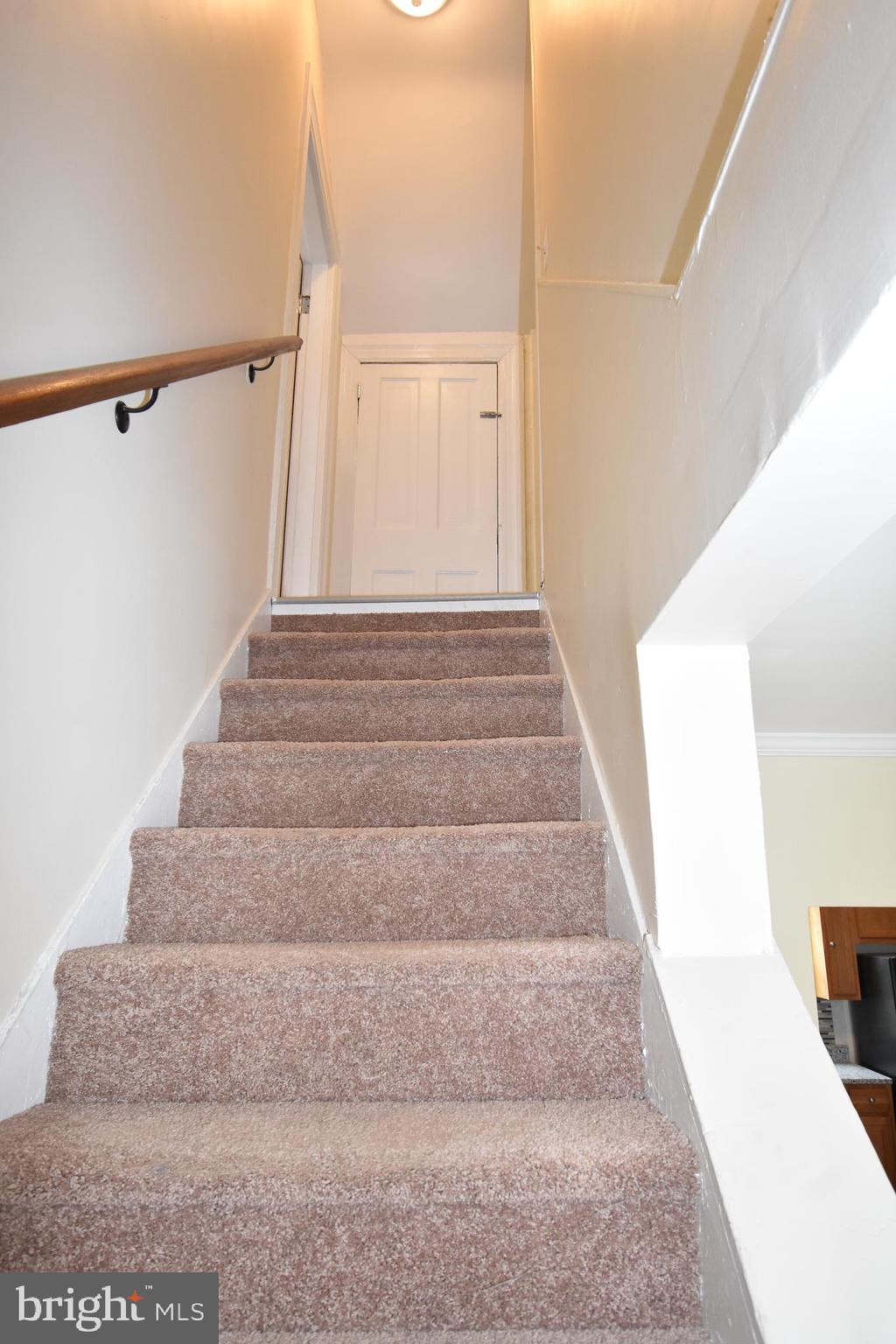 LAURAVILLE HISTORIC DISTRICT - Residential