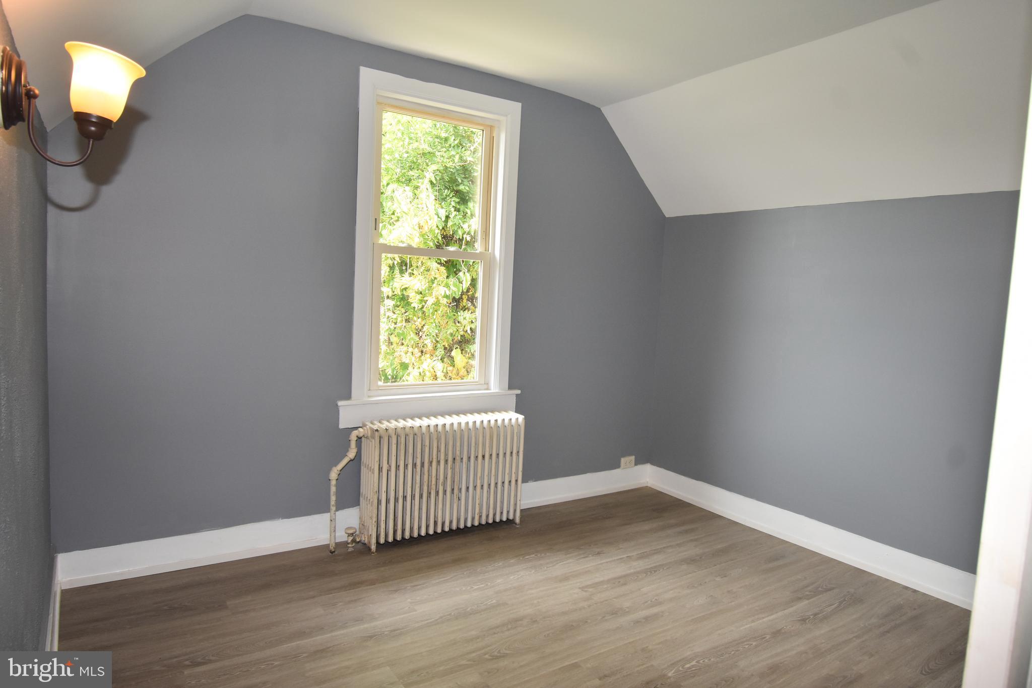 LAURAVILLE HISTORIC DISTRICT - Residential