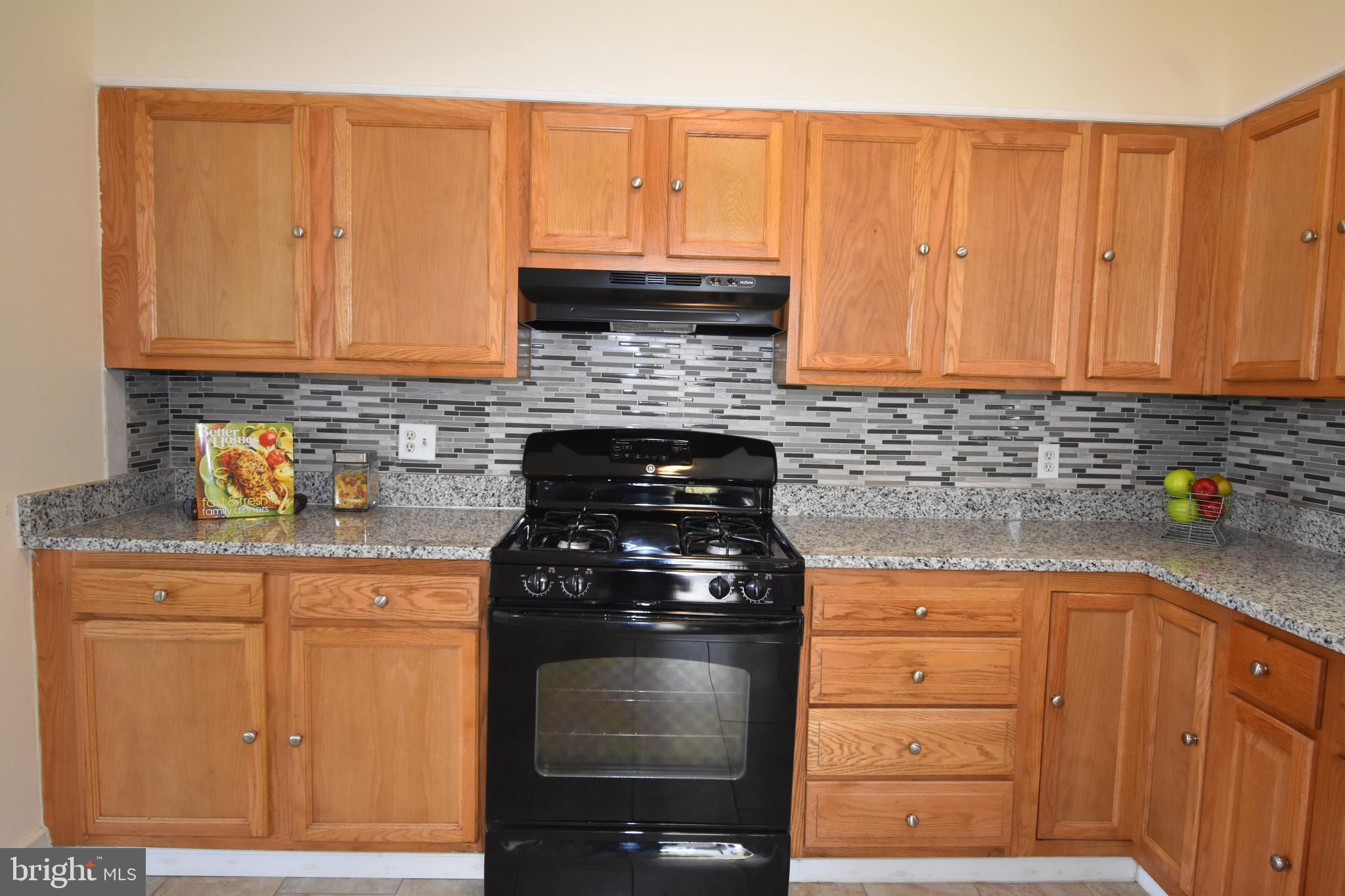 LAURAVILLE HISTORIC DISTRICT - Residential