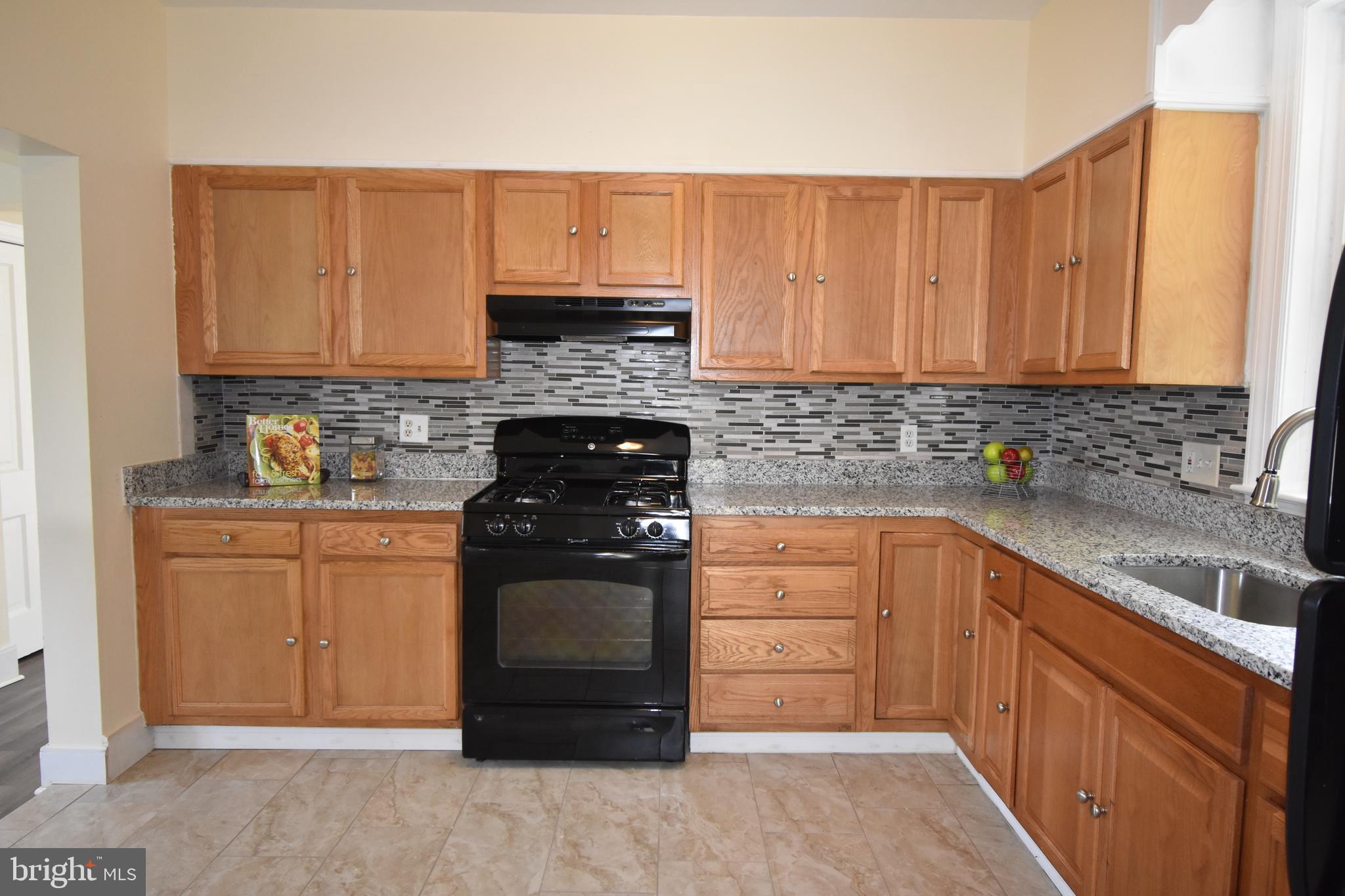 LAURAVILLE HISTORIC DISTRICT - Residential