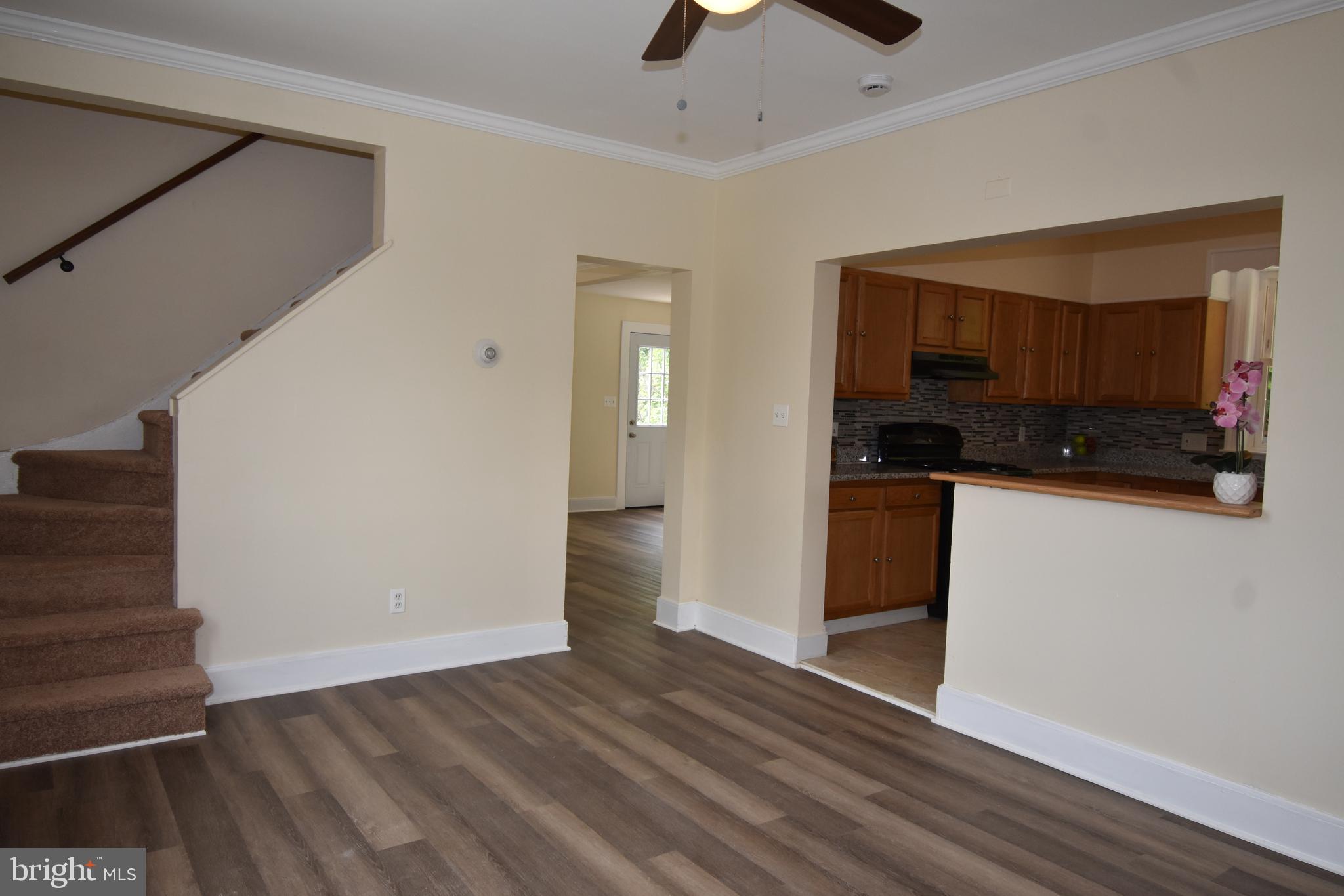 LAURAVILLE HISTORIC DISTRICT - Residential