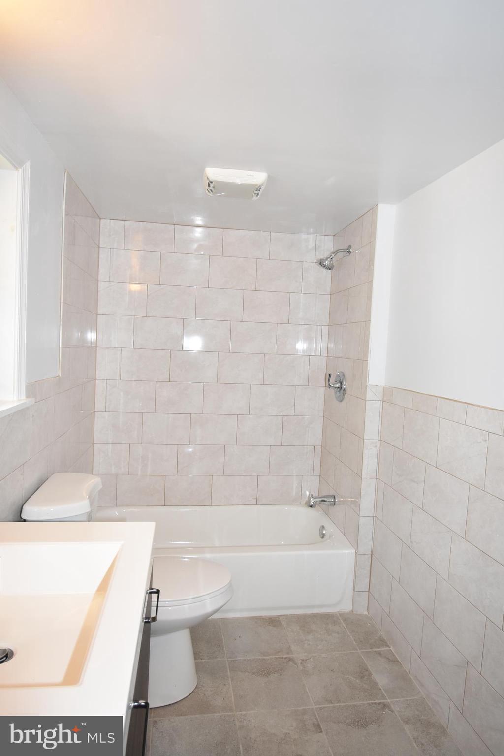 LAURAVILLE HISTORIC DISTRICT - Residential