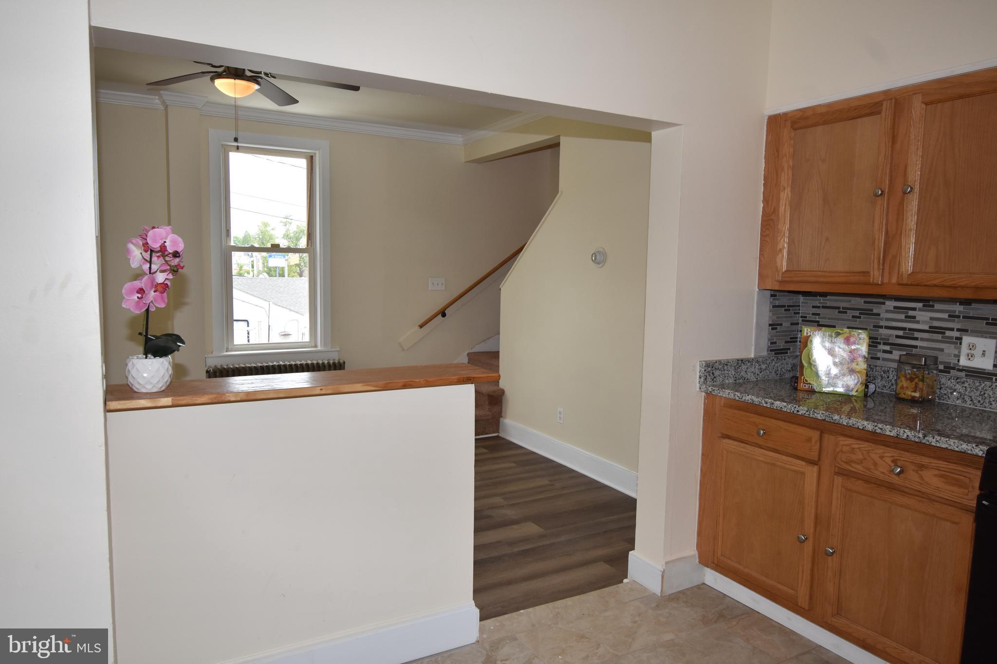 LAURAVILLE HISTORIC DISTRICT - Residential