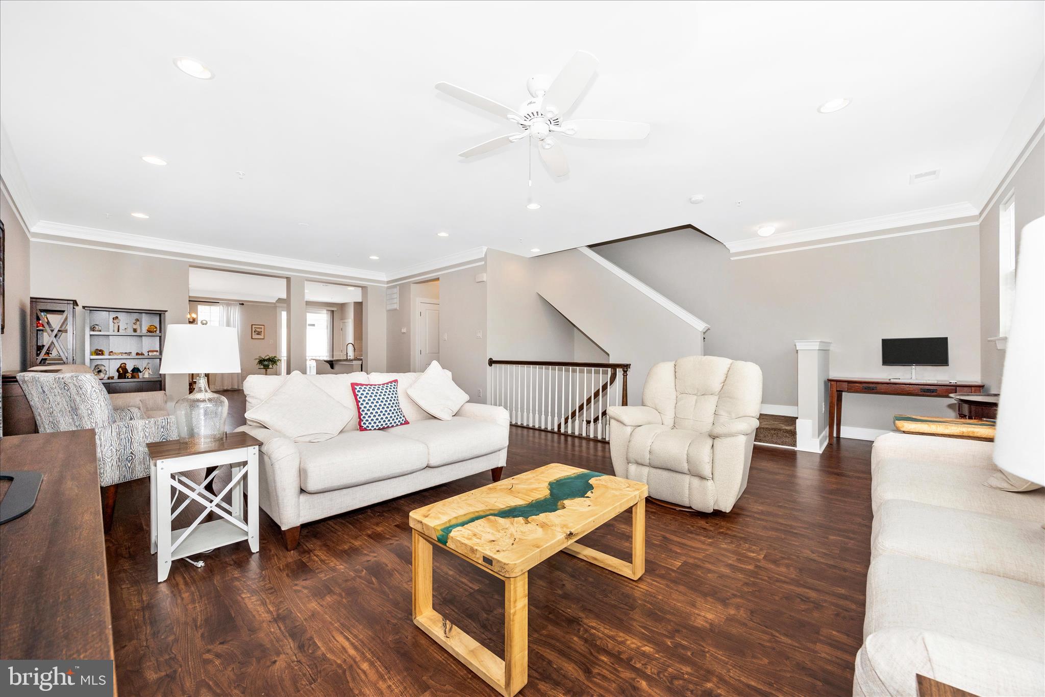 SUMMIT HALL RESERVE - Residential