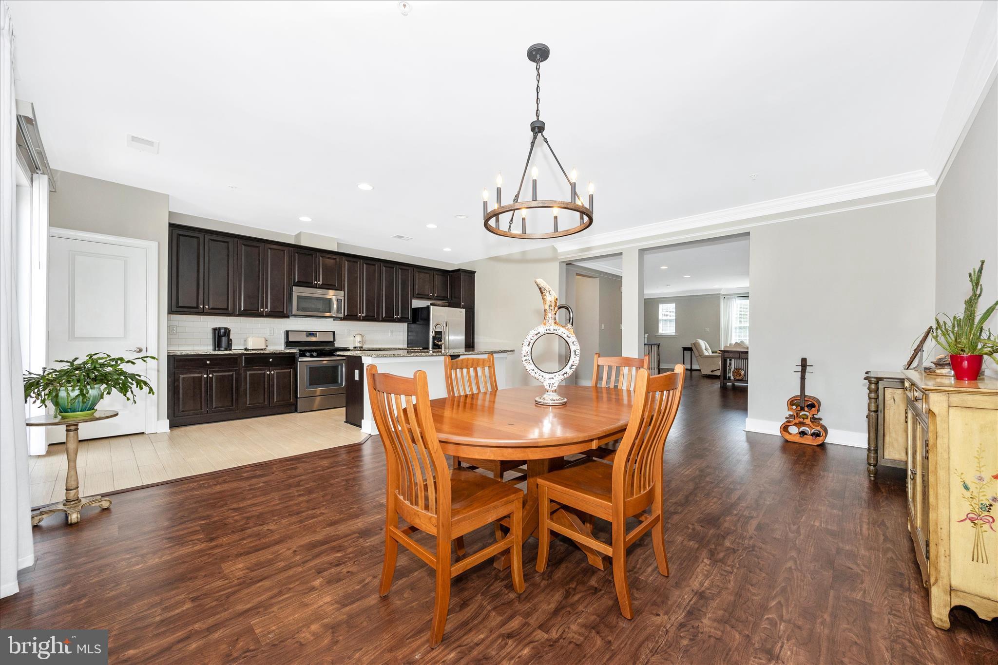 SUMMIT HALL RESERVE - Residential