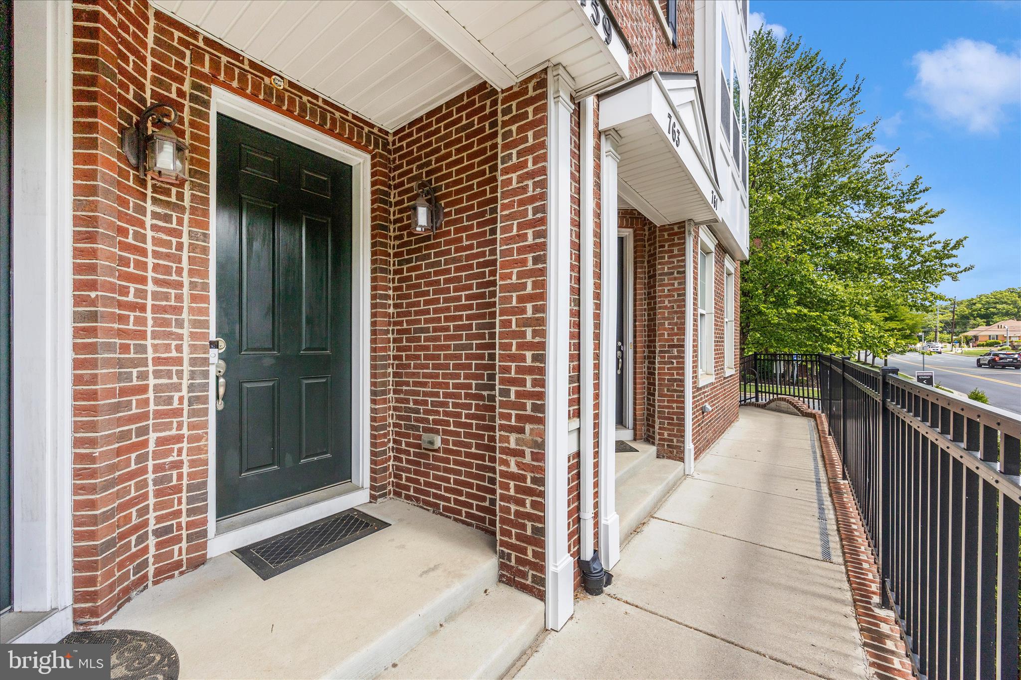 SUMMIT HALL RESERVE - Residential