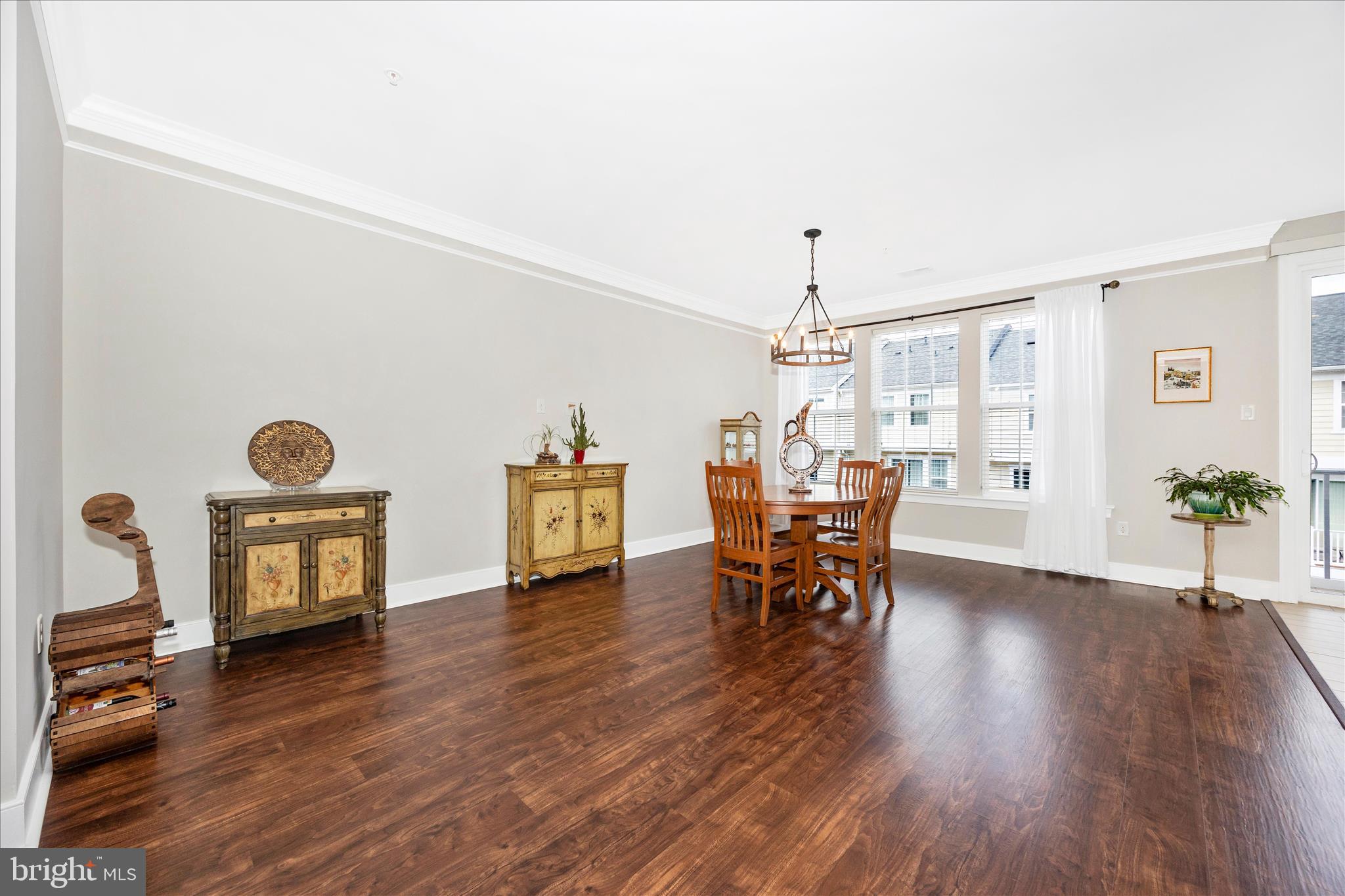 SUMMIT HALL RESERVE - Residential