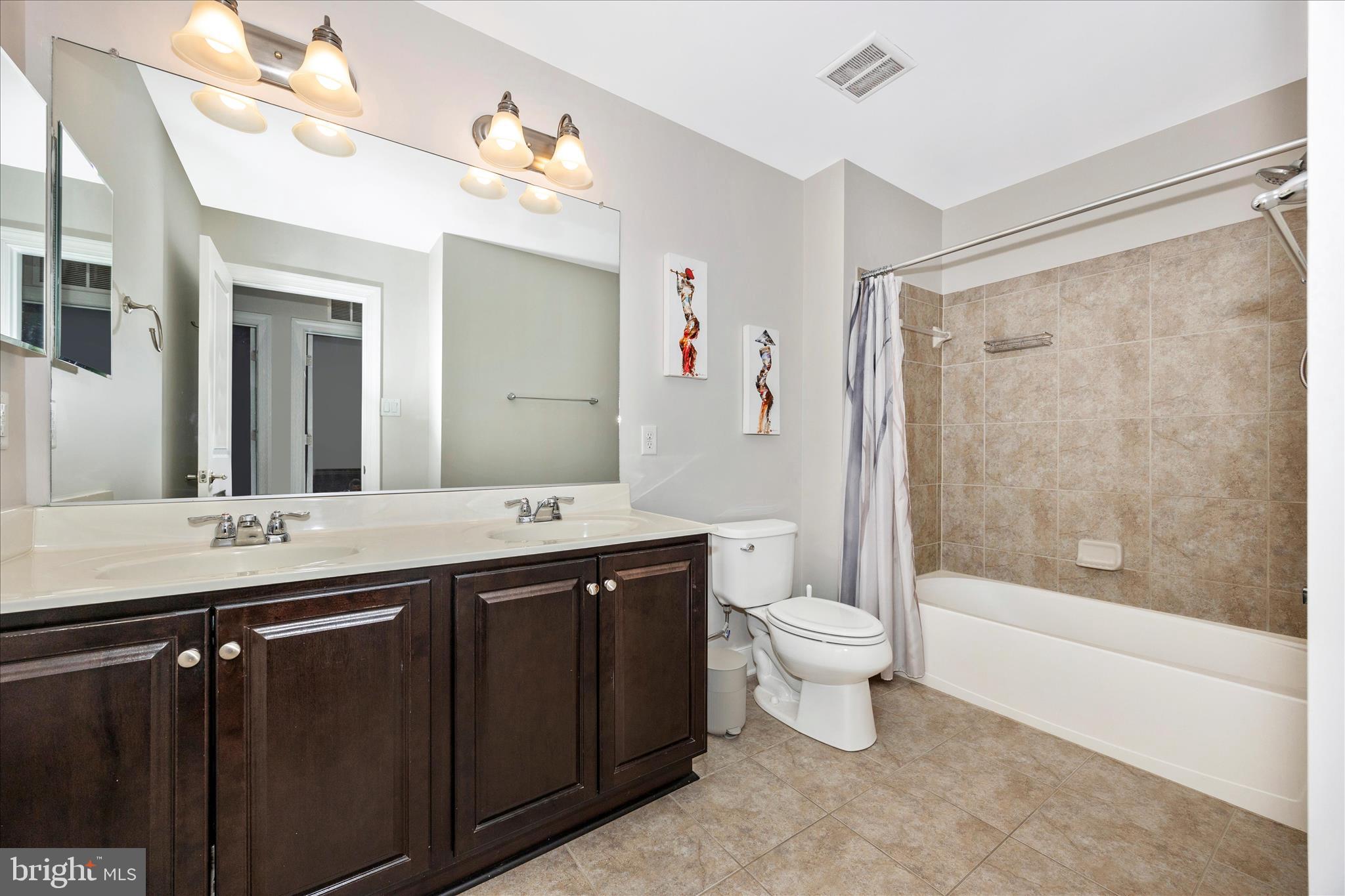 SUMMIT HALL RESERVE - Residential