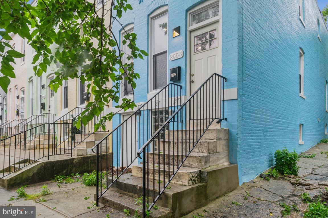 HARWOOD - Residential Lease