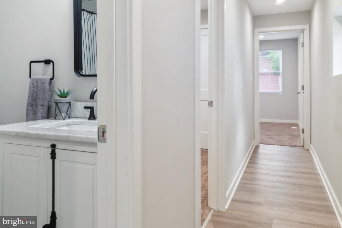 HARWOOD - Residential Lease