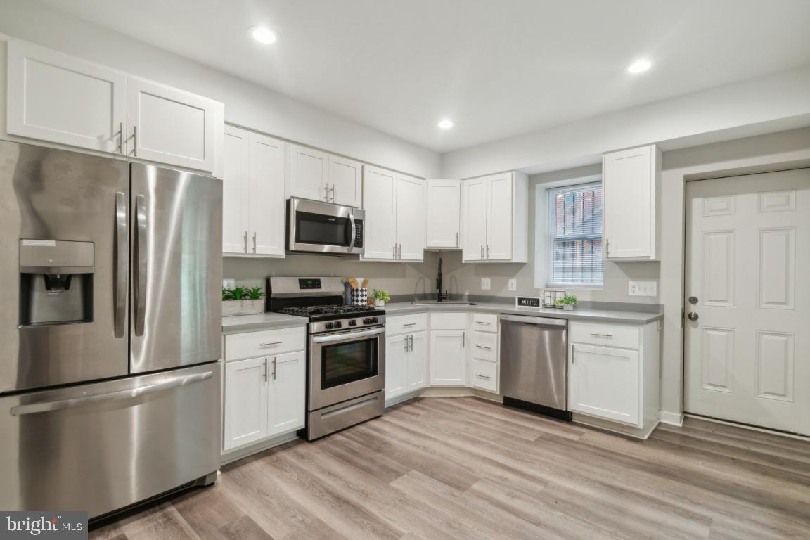 HARWOOD - Residential Lease