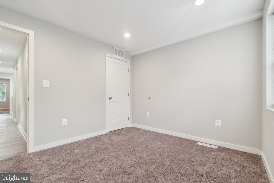 HARWOOD - Residential Lease