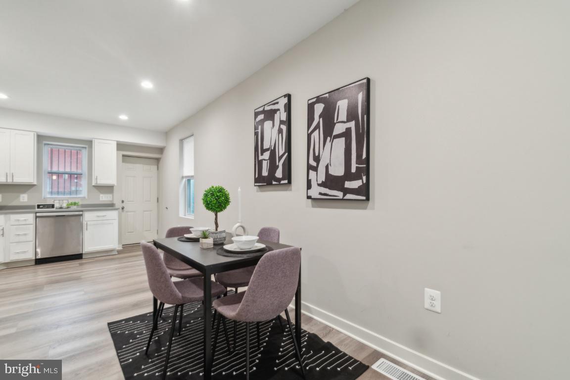 HARWOOD - Residential Lease