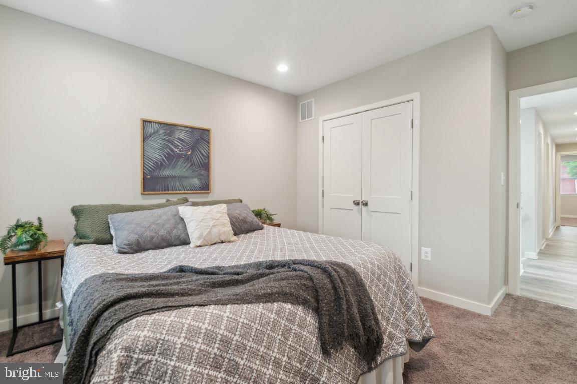 HARWOOD - Residential Lease