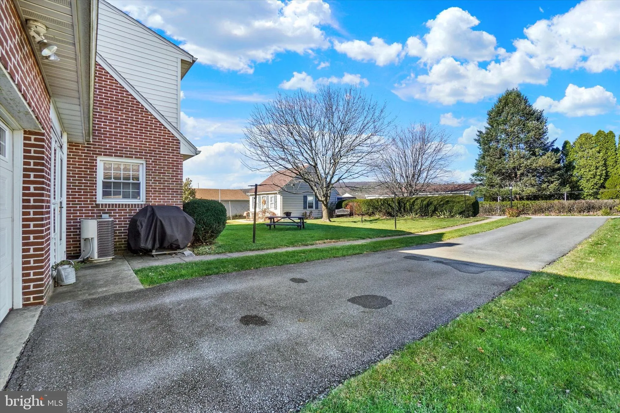 Hellam, Pennsylvania 17406, United States, 3 Bedrooms Bedrooms, ,2 BathroomsBathrooms,Residential,Pending,250060