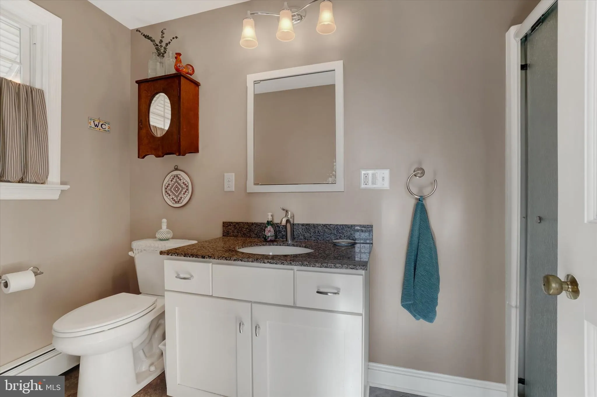 Hellam, Pennsylvania 17406, United States, 3 Bedrooms Bedrooms, ,2 BathroomsBathrooms,Residential,Pending,250060