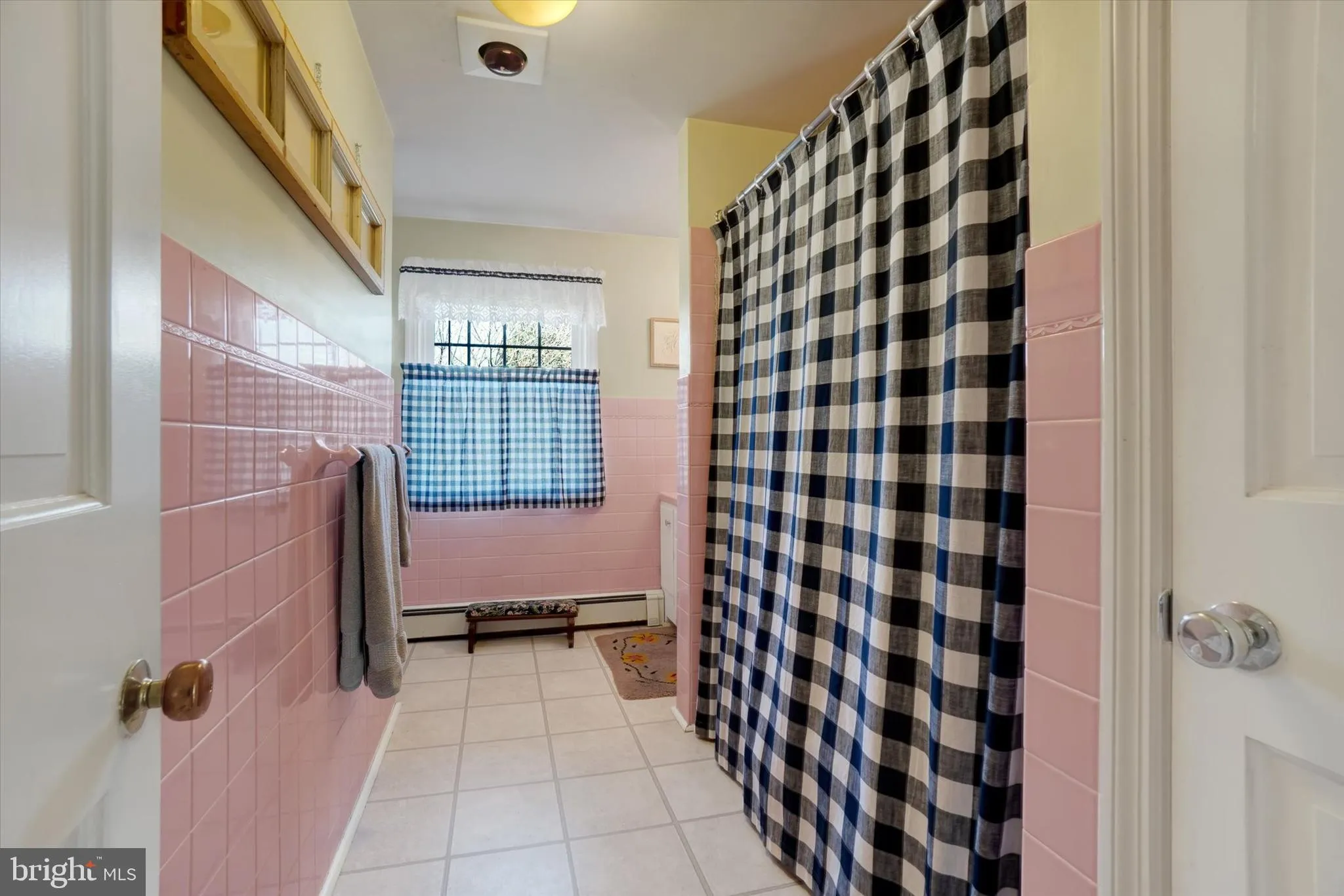 Hellam, Pennsylvania 17406, United States, 3 Bedrooms Bedrooms, ,2 BathroomsBathrooms,Residential,Pending,250060