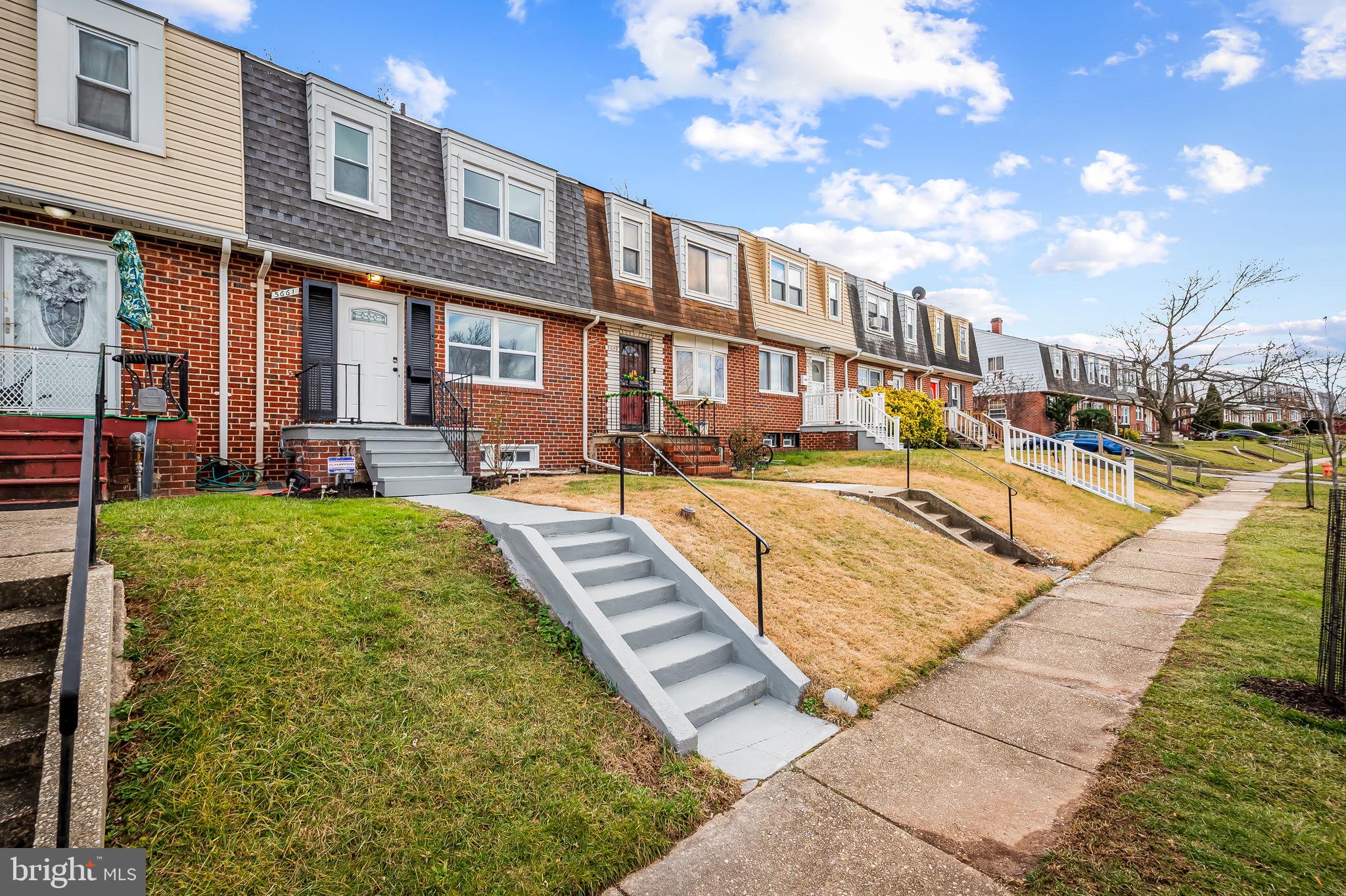 HOLLAND HILL - Residential