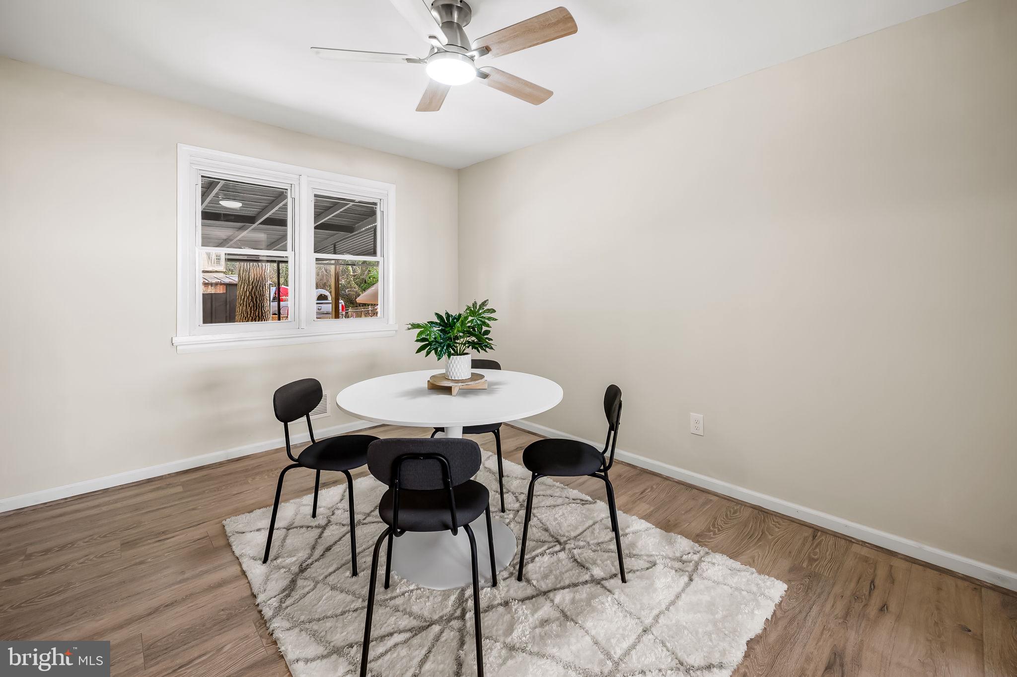 HOLLAND HILL - Residential