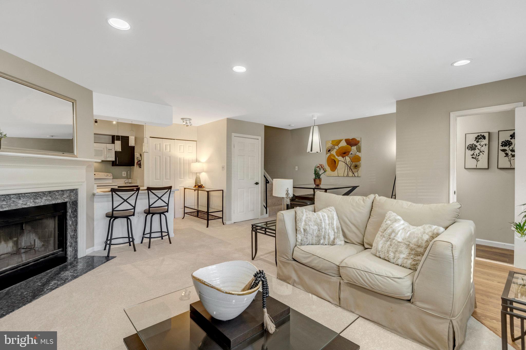 LAKE RIDGE - Residential