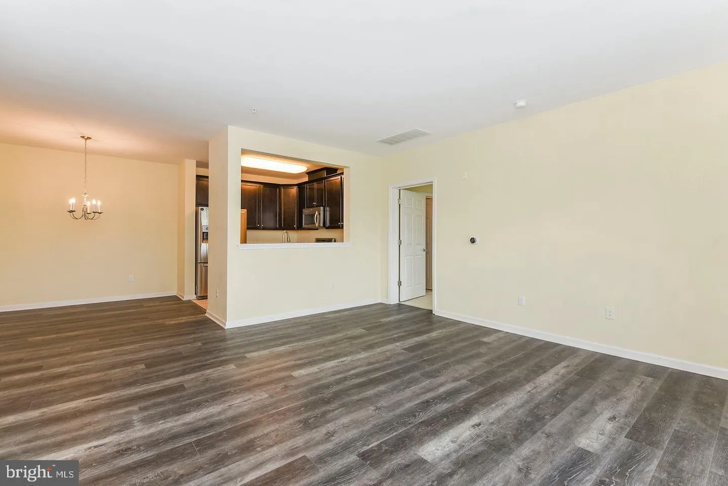 Hamilton, New Jersey 08619, United States, 2 Bedrooms Bedrooms, ,2 BathroomsBathrooms,Residential,Active,175339