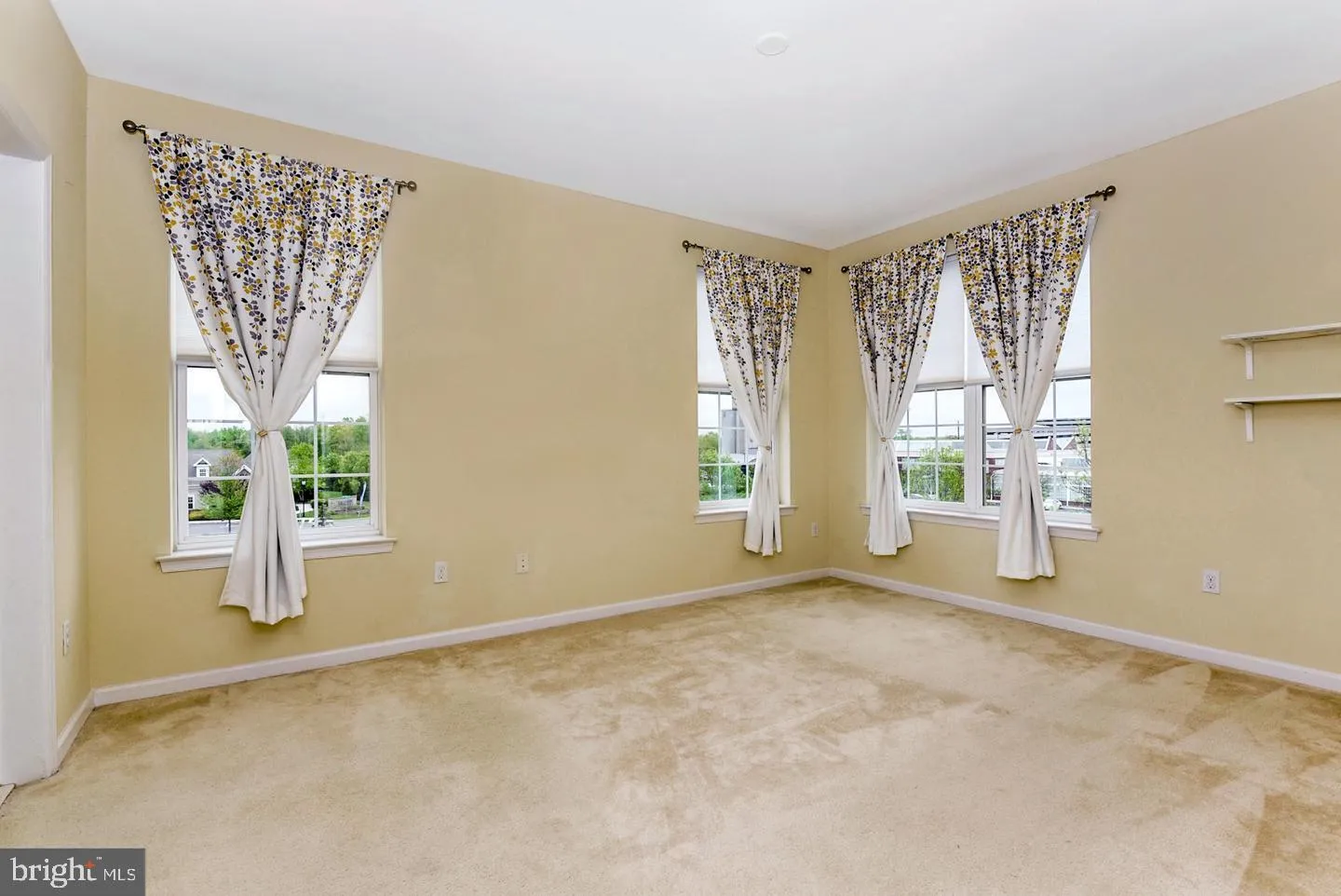 Hamilton, New Jersey 08619, United States, 2 Bedrooms Bedrooms, ,2 BathroomsBathrooms,Residential,Active,175339