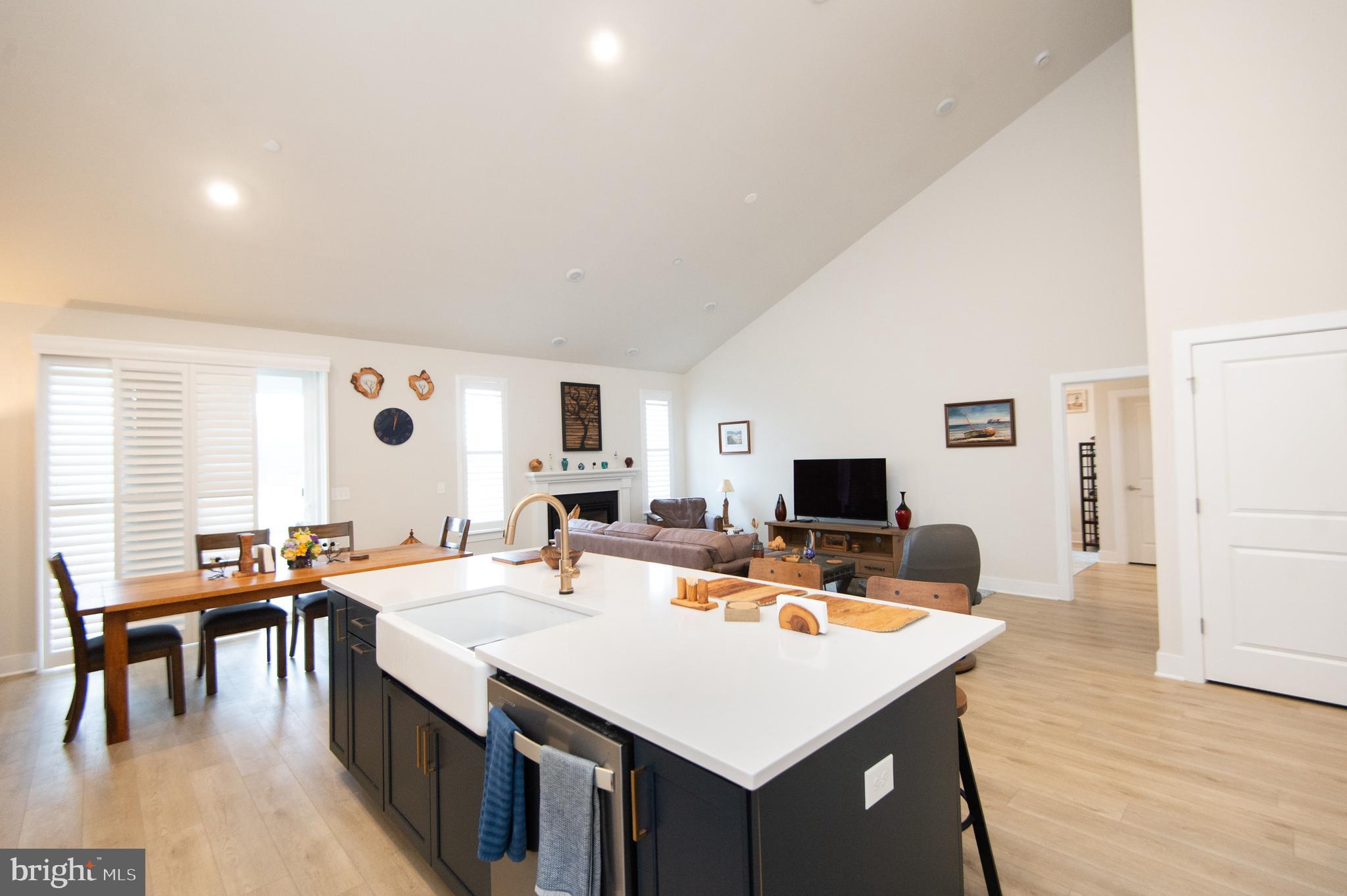 RIVER MARSH - Residential