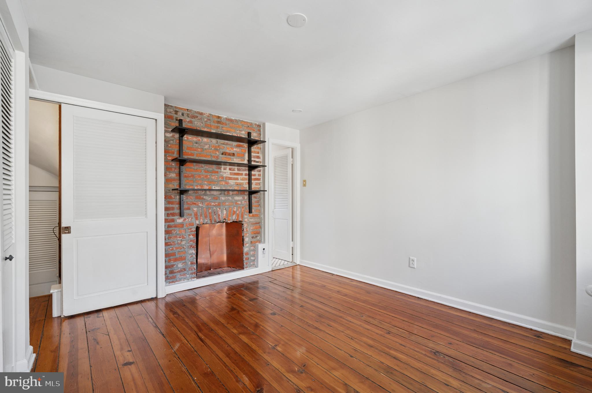 WASHINGTON SQ WEST - Residential