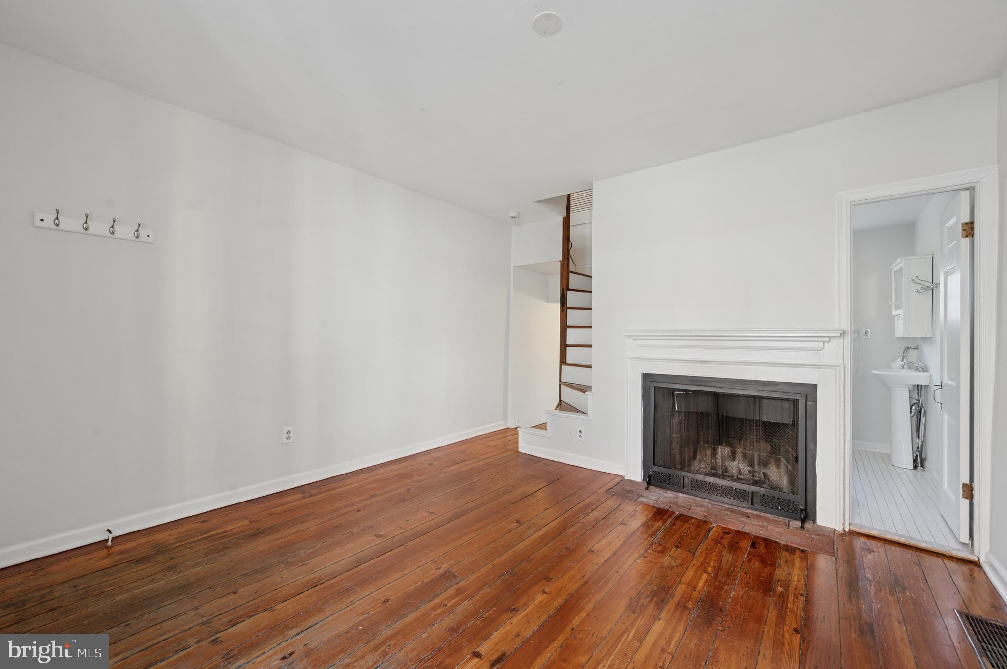 WASHINGTON SQ WEST - Residential