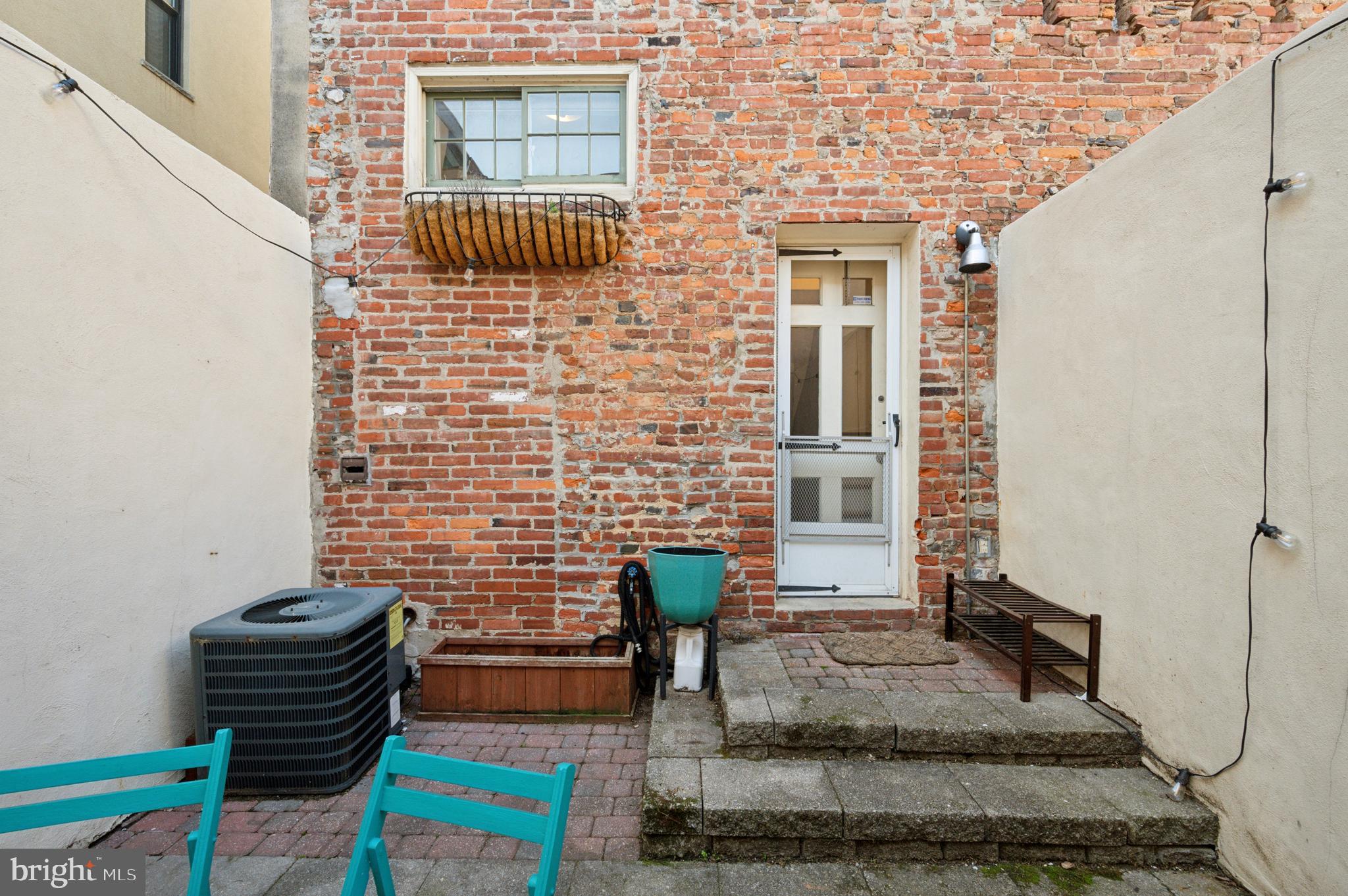 WASHINGTON SQ WEST - Residential