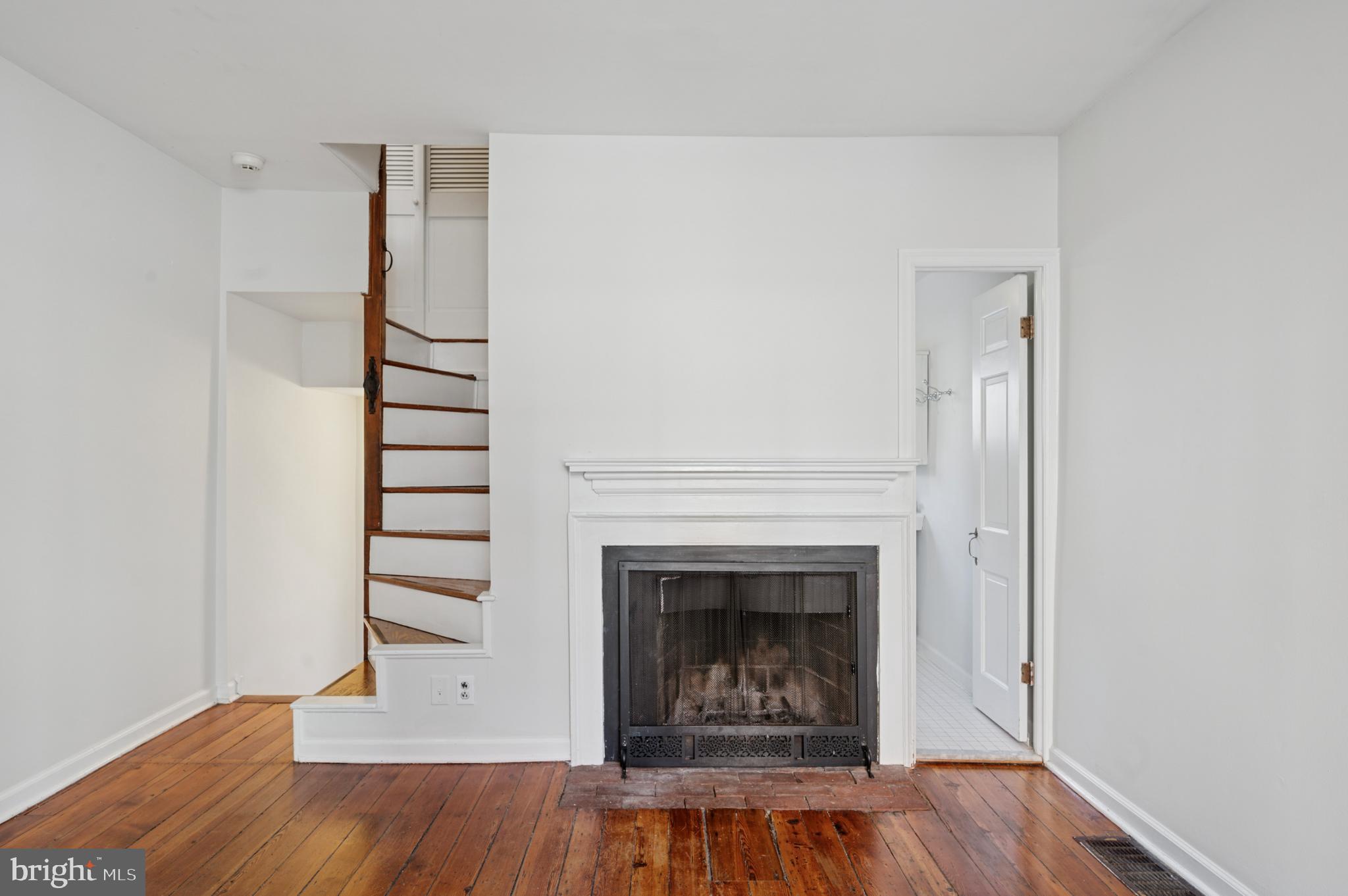 WASHINGTON SQ WEST - Residential