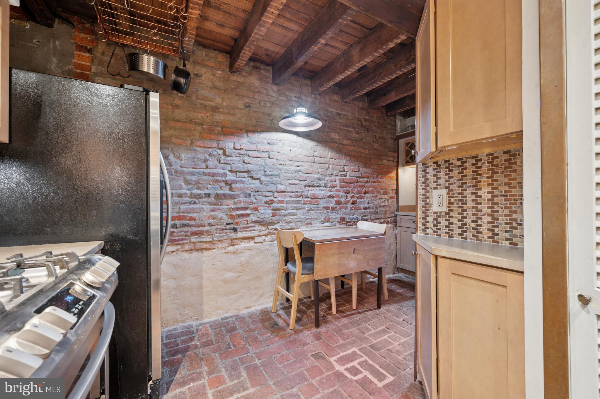 WASHINGTON SQ WEST - Residential