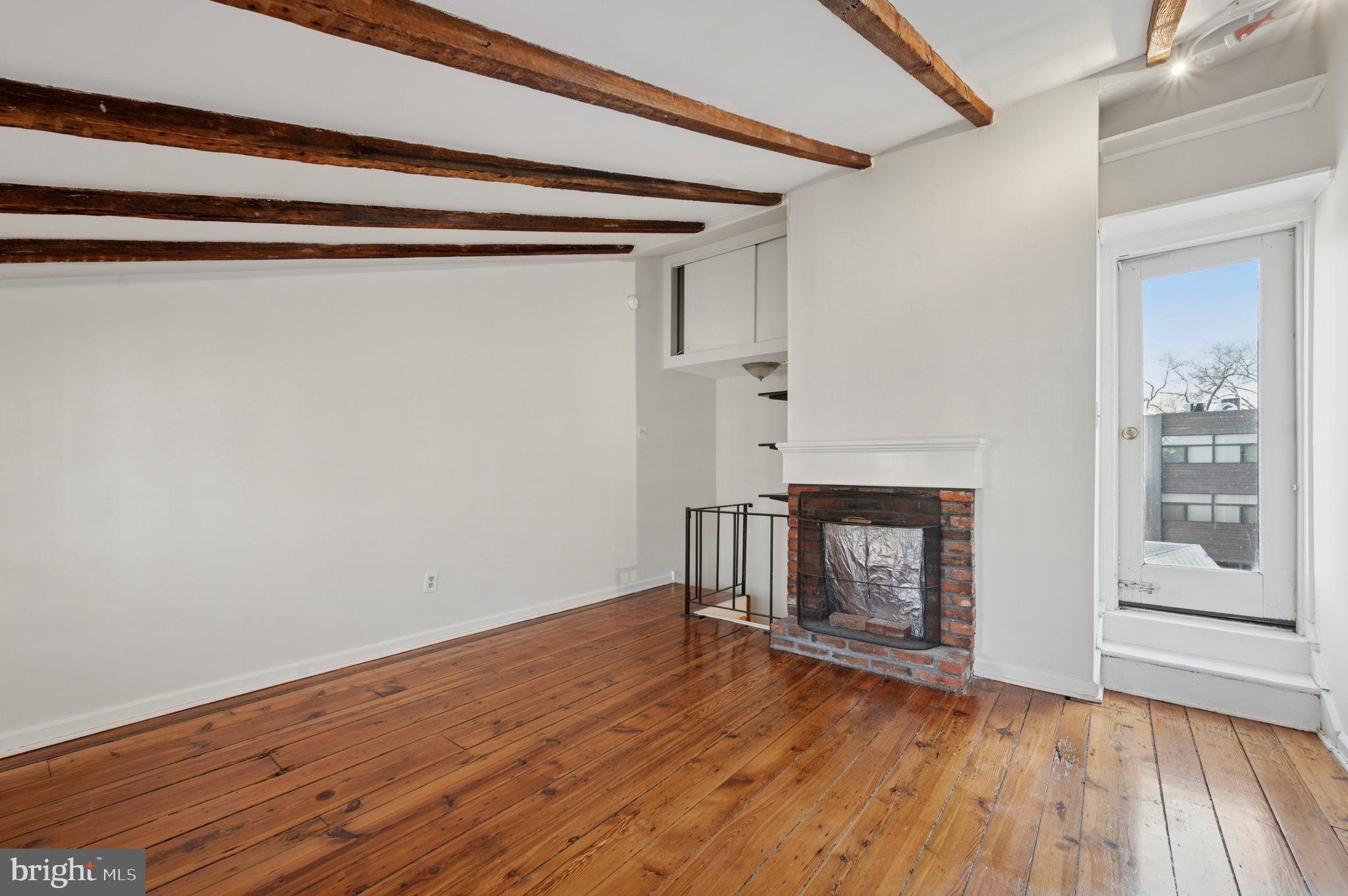 WASHINGTON SQ WEST - Residential