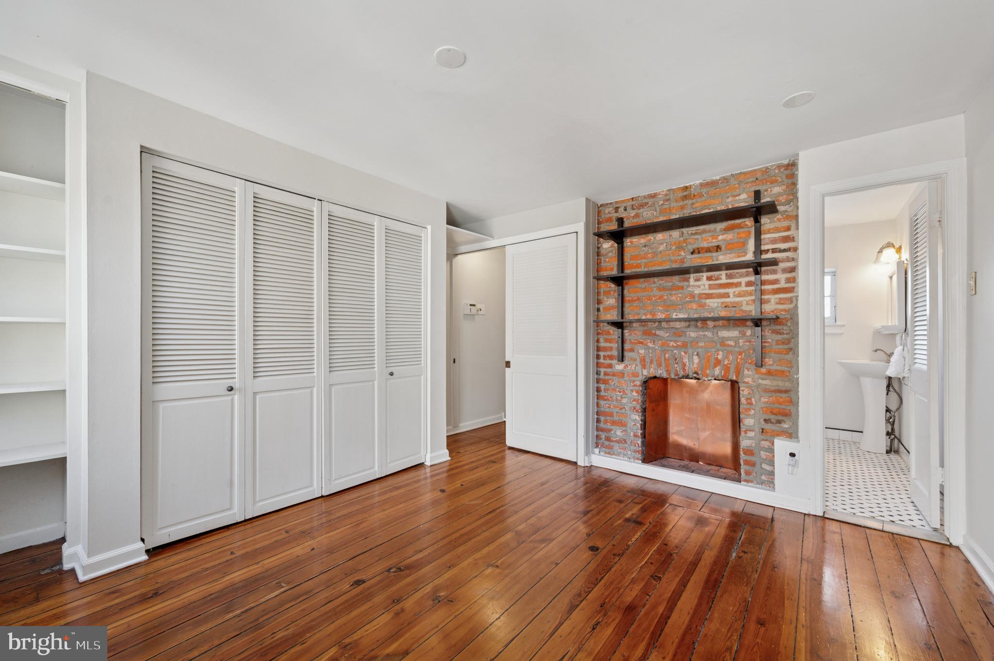 WASHINGTON SQ WEST - Residential